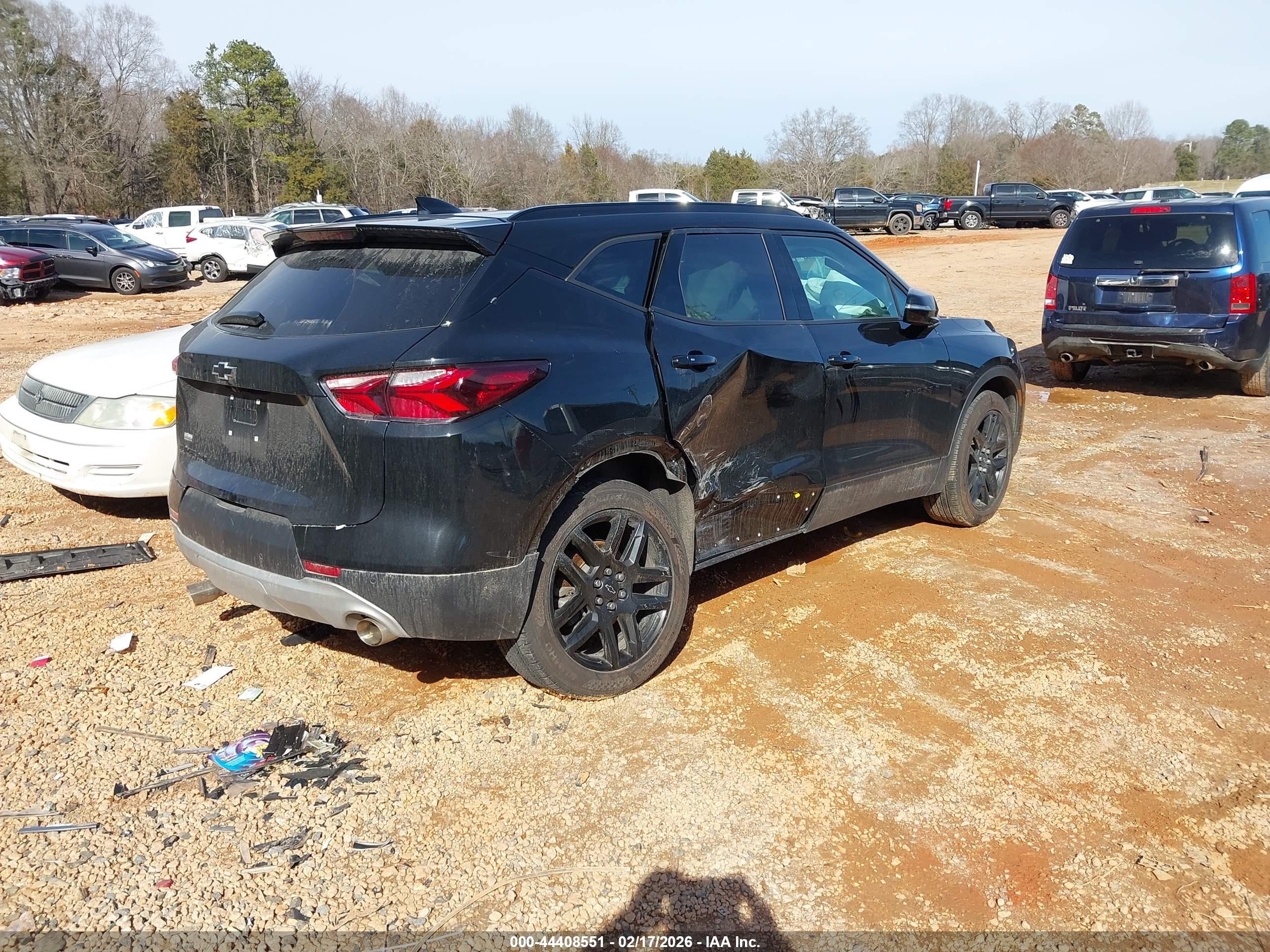 CHEVROLET BLAZER image 4