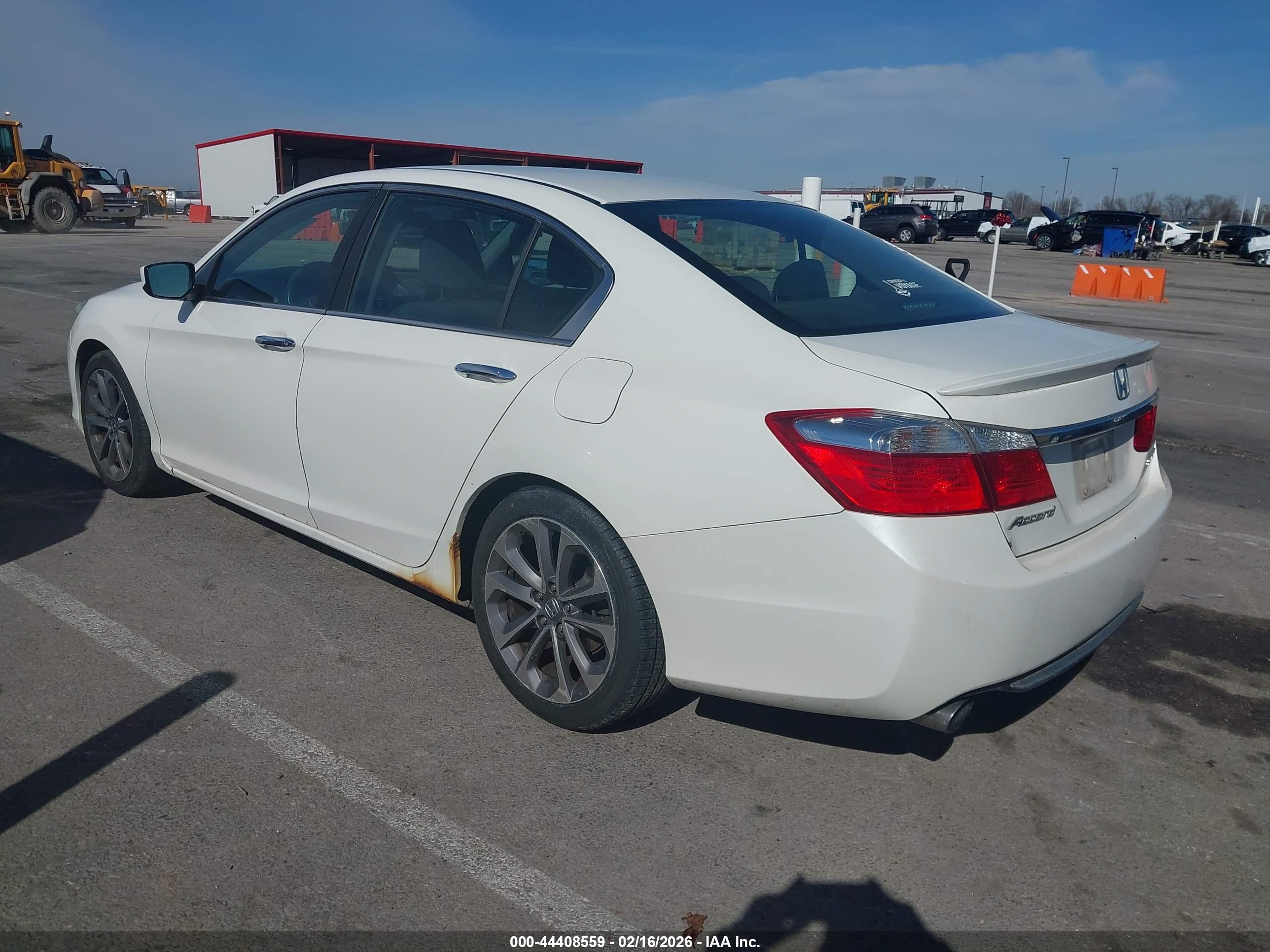 HONDA ACCORD image 3