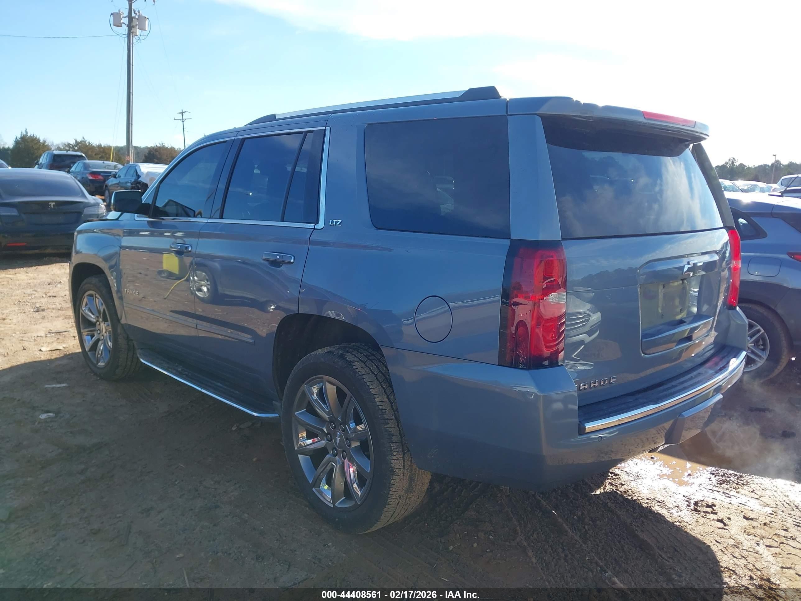 CHEVROLET TAHOE image 3