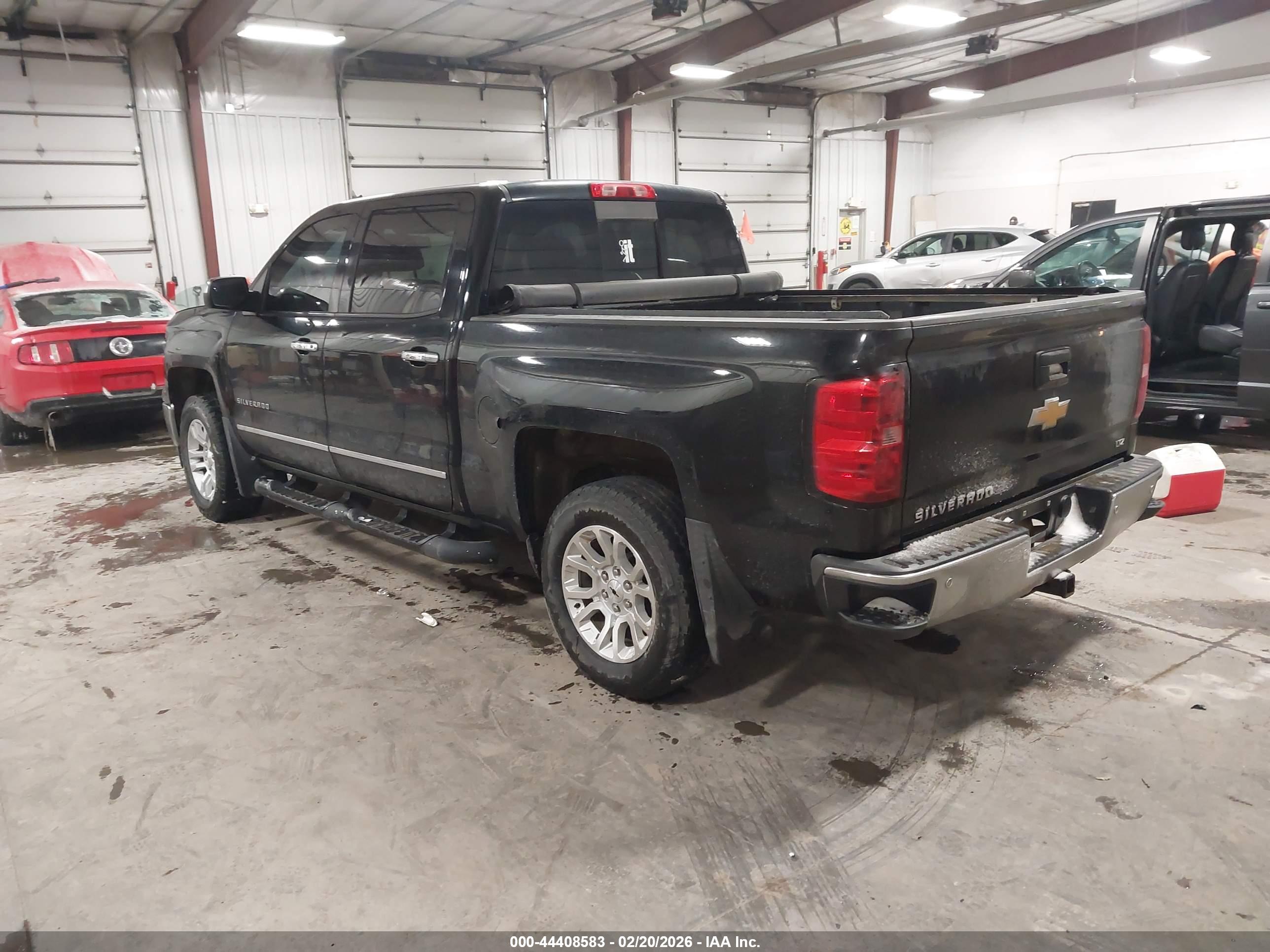 CHEVROLET SILVERADO image 3