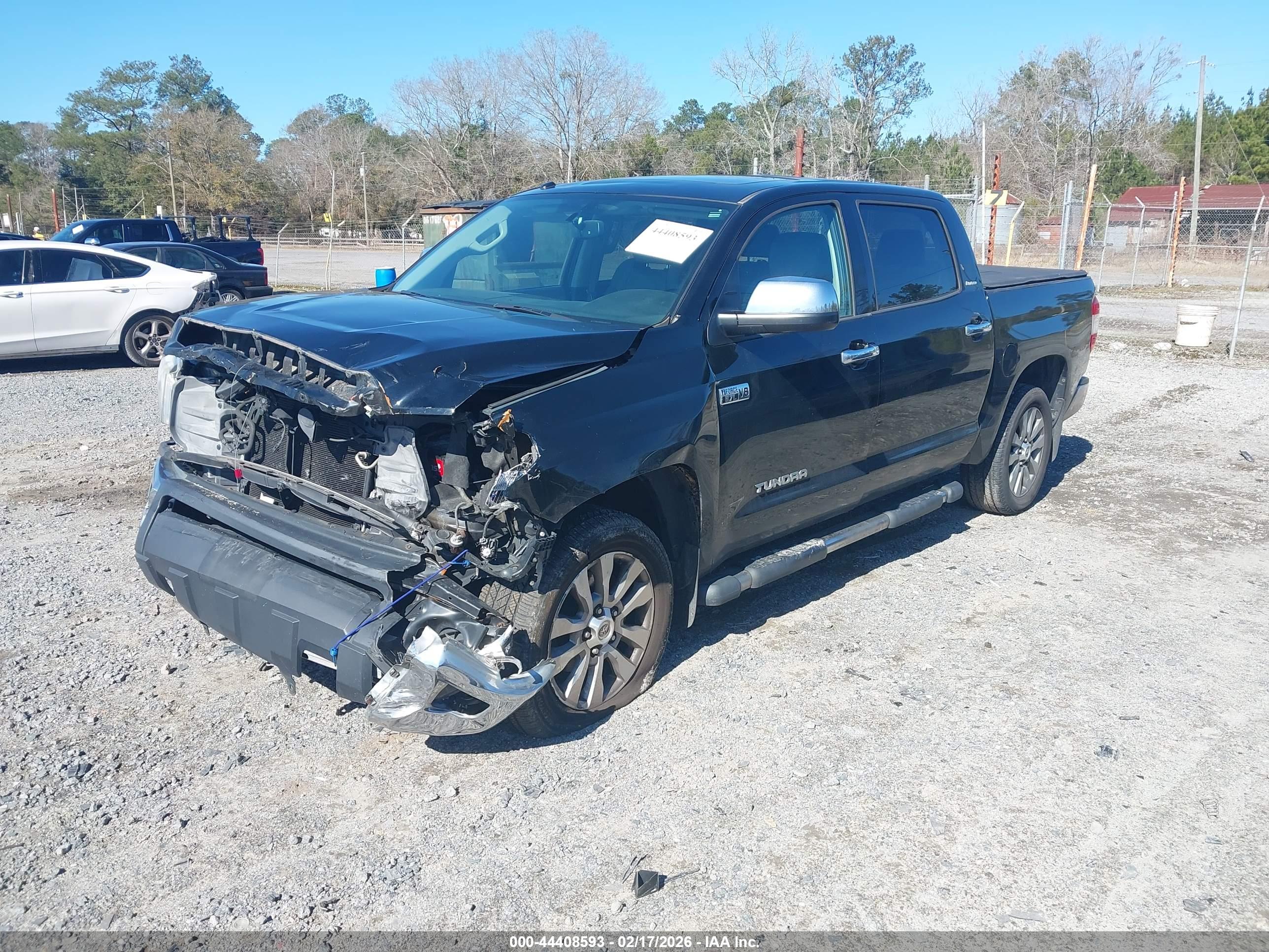 TOYOTA TUNDRA image 2
