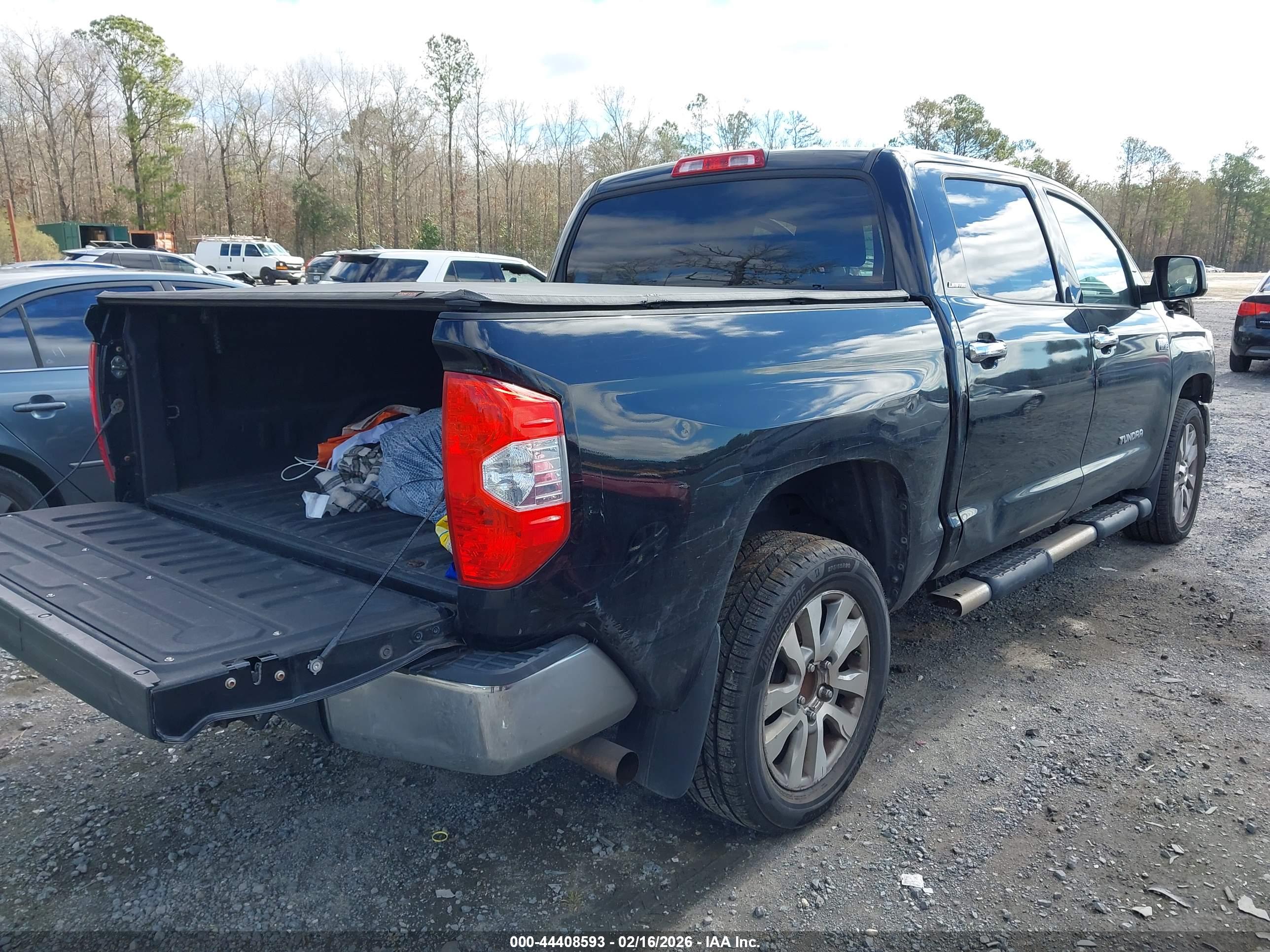 TOYOTA TUNDRA image 4