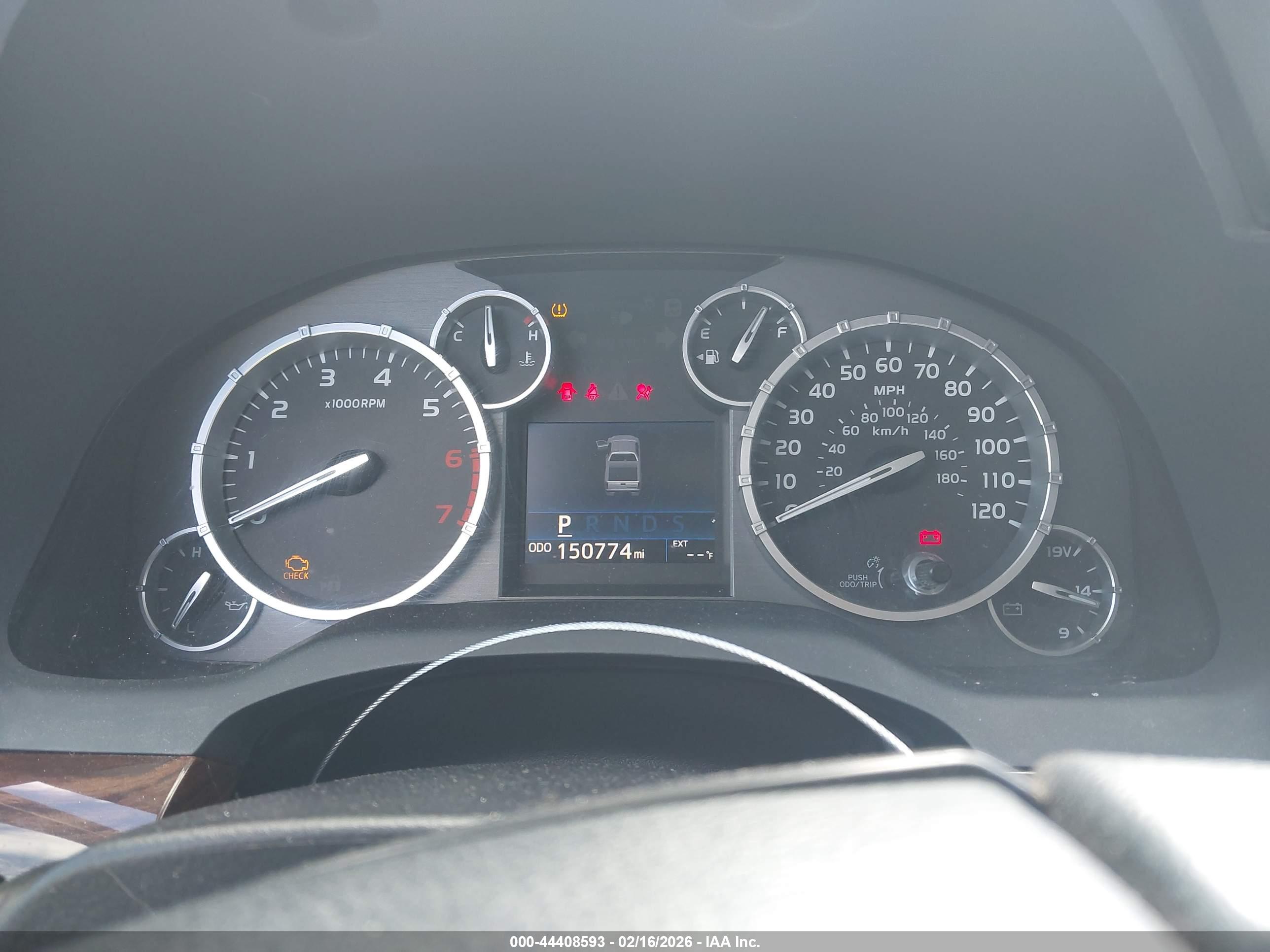 TOYOTA TUNDRA image 7