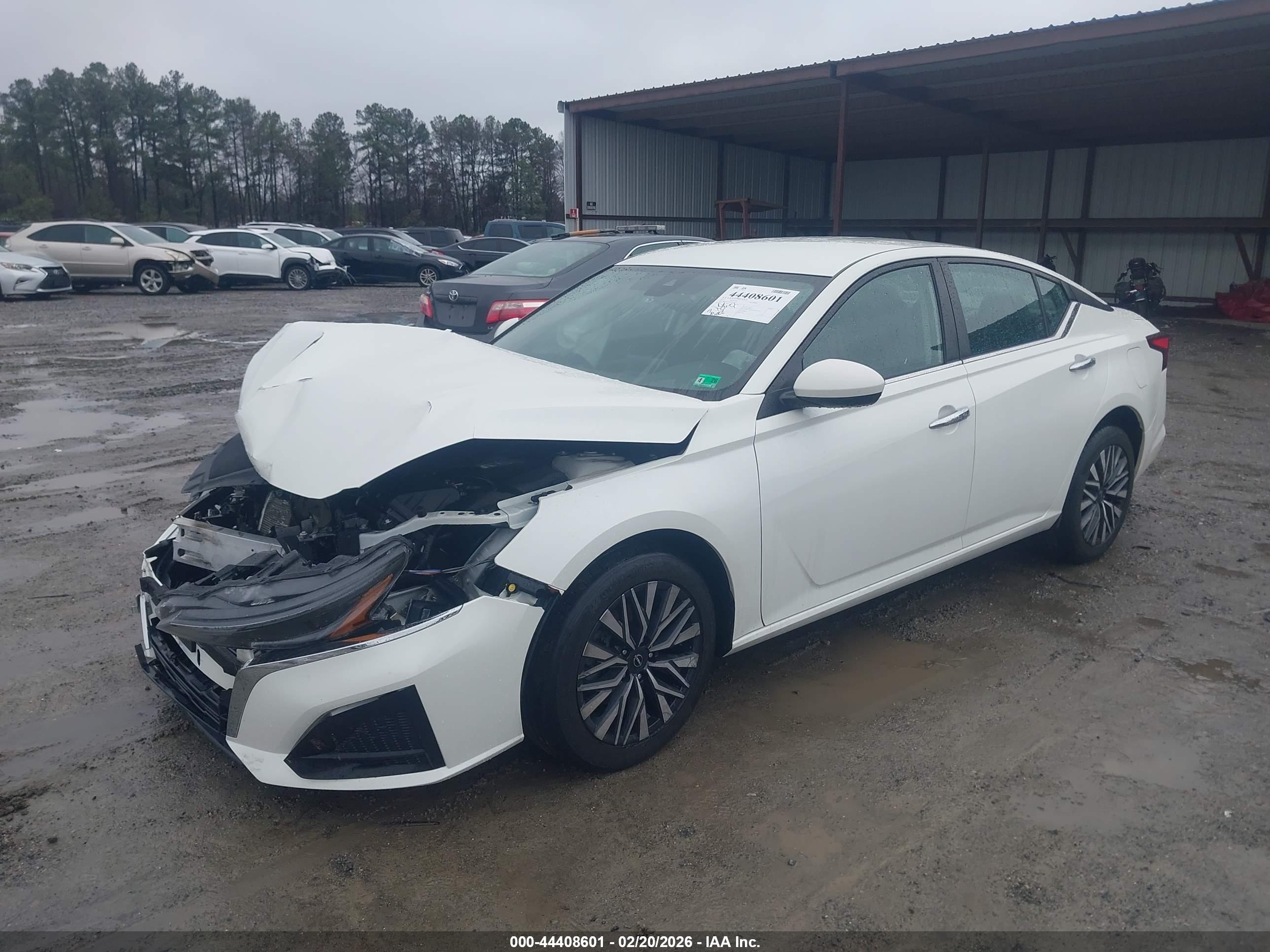 NISSAN ALTIMA image 2
