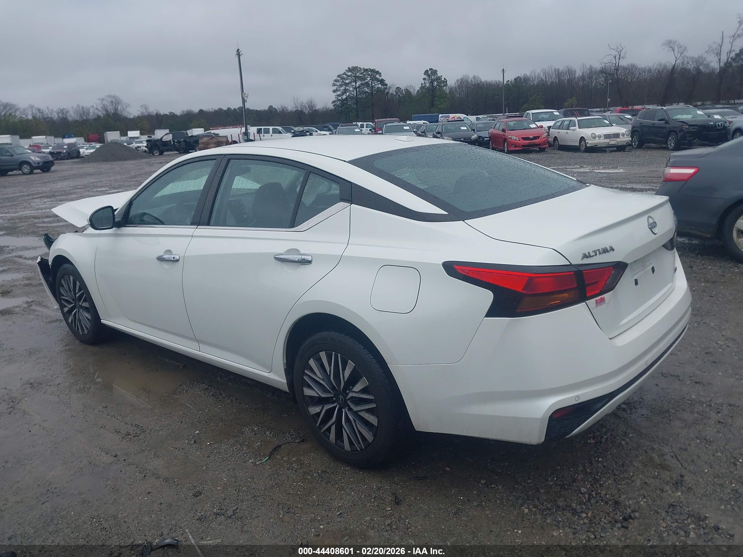 NISSAN ALTIMA image 3