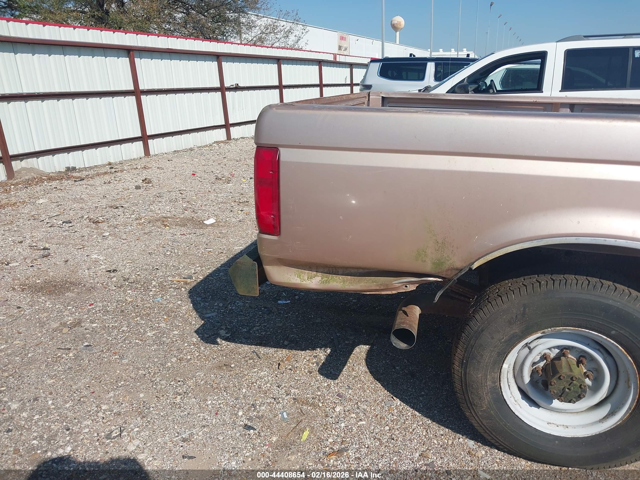 FORD F250 image 6