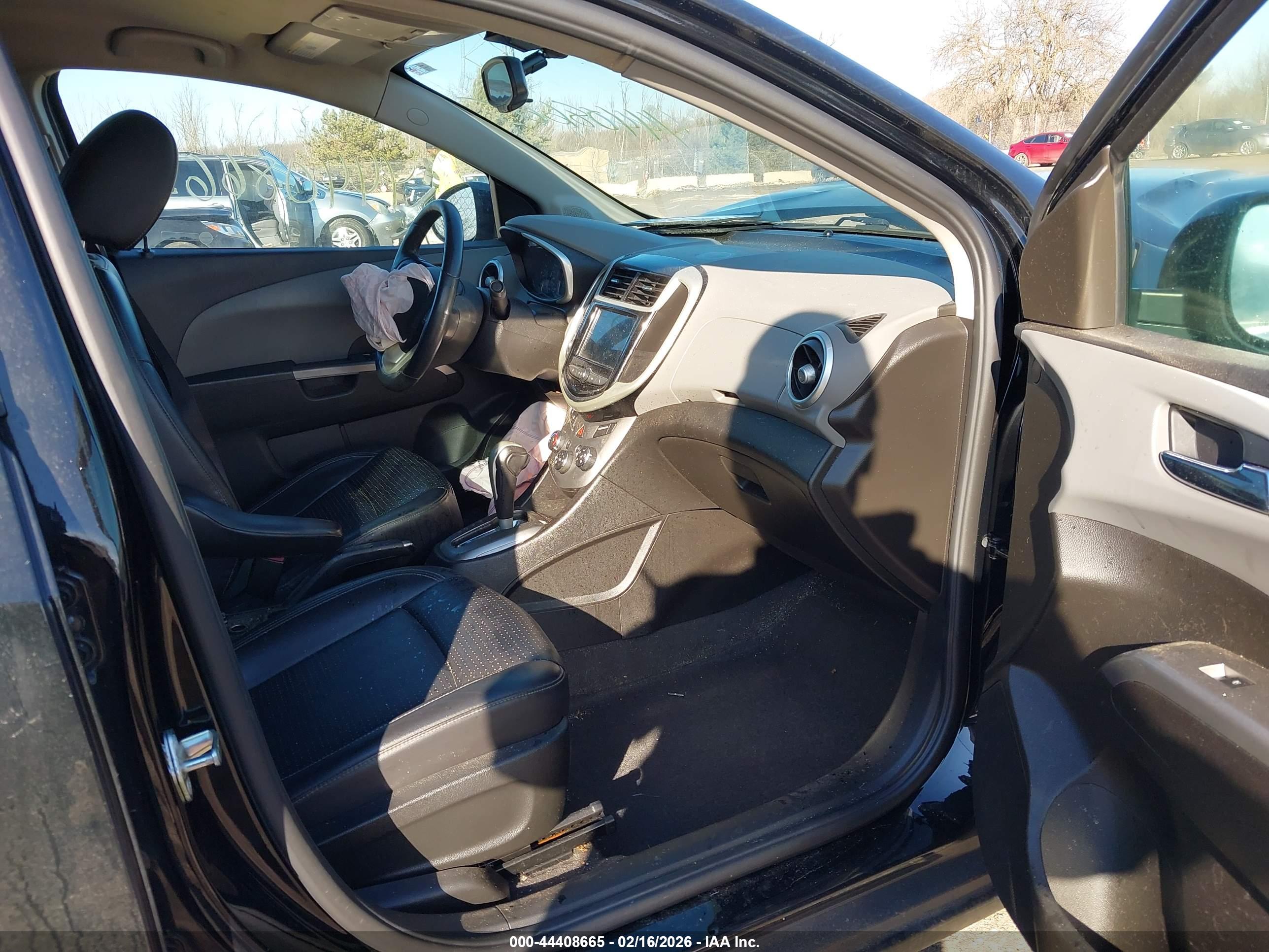 CHEVROLET SONIC image 5