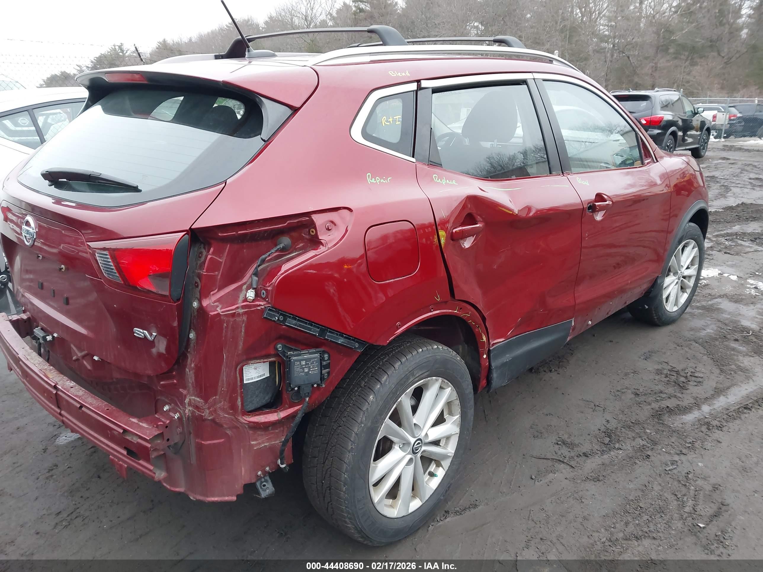 NISSAN ROGUE image 4