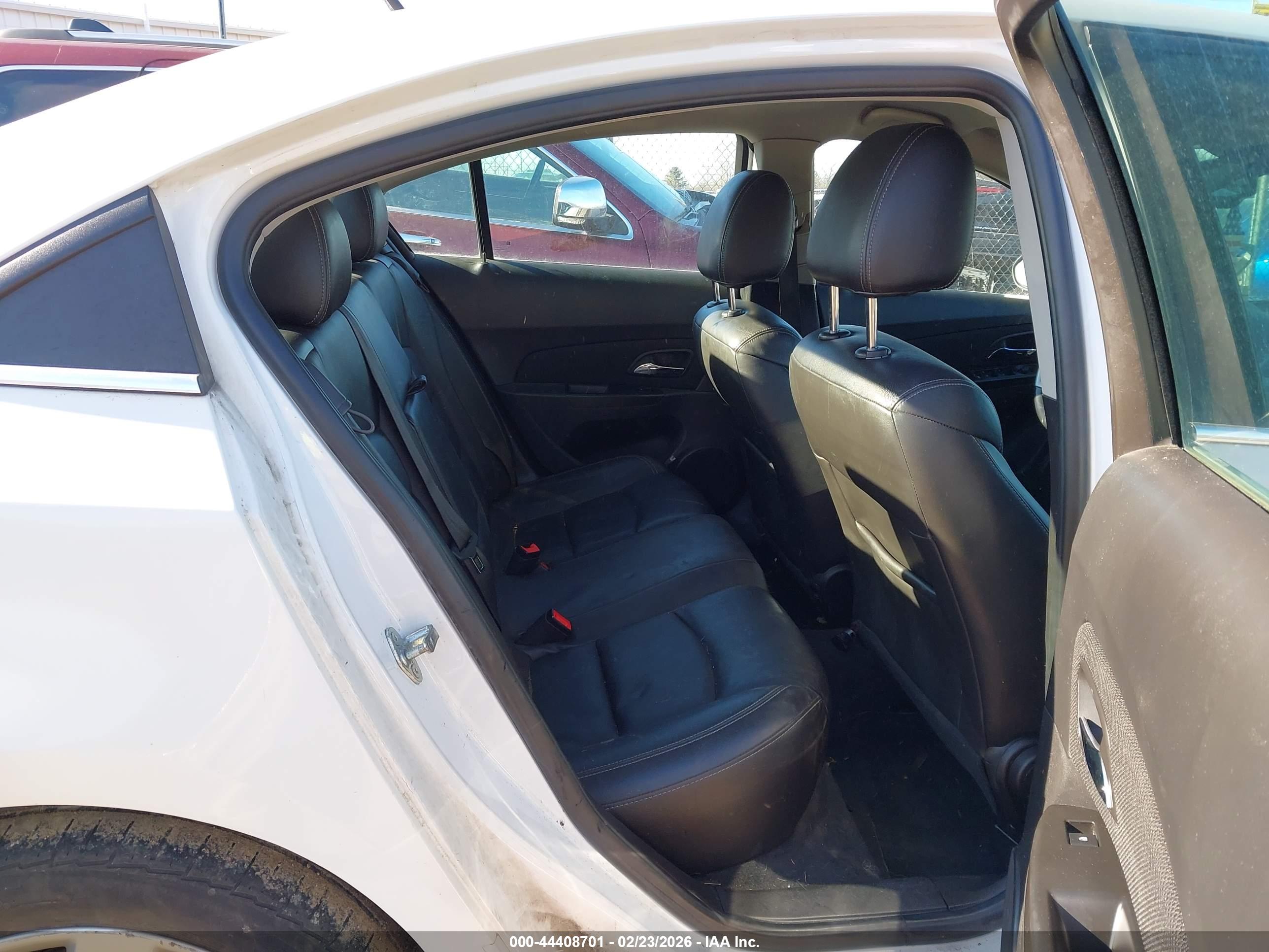 CHEVROLET CRUZE image 8