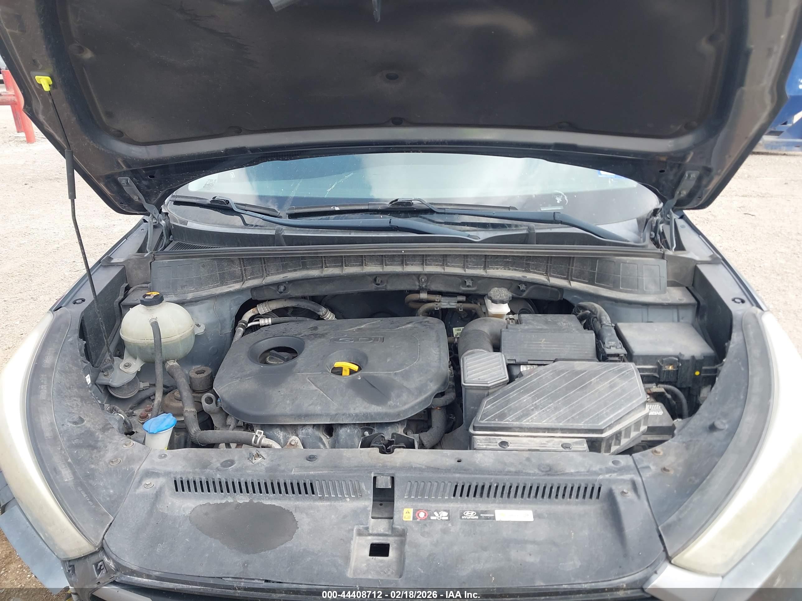 HYUNDAI TUCSON image 10