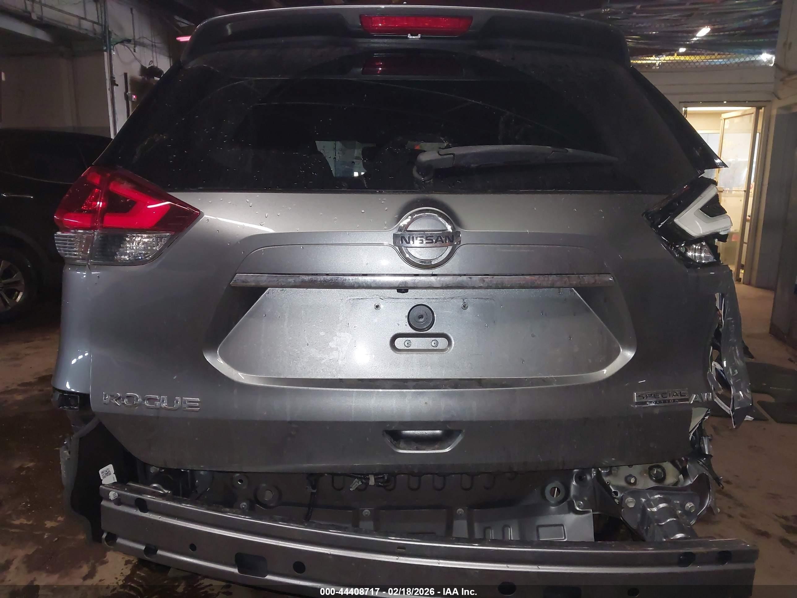 NISSAN ROGUE image 6