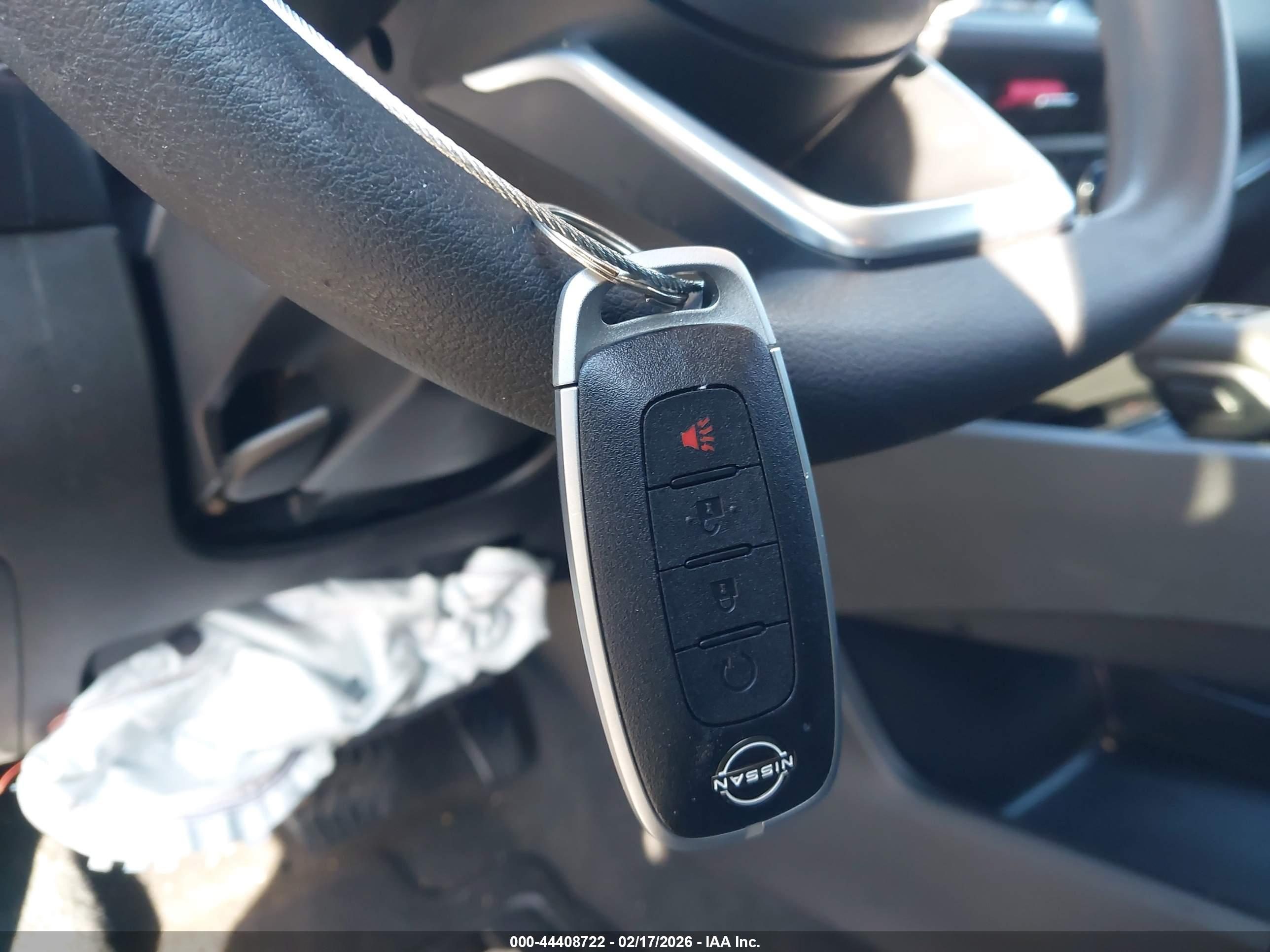 NISSAN ROGUE image 11