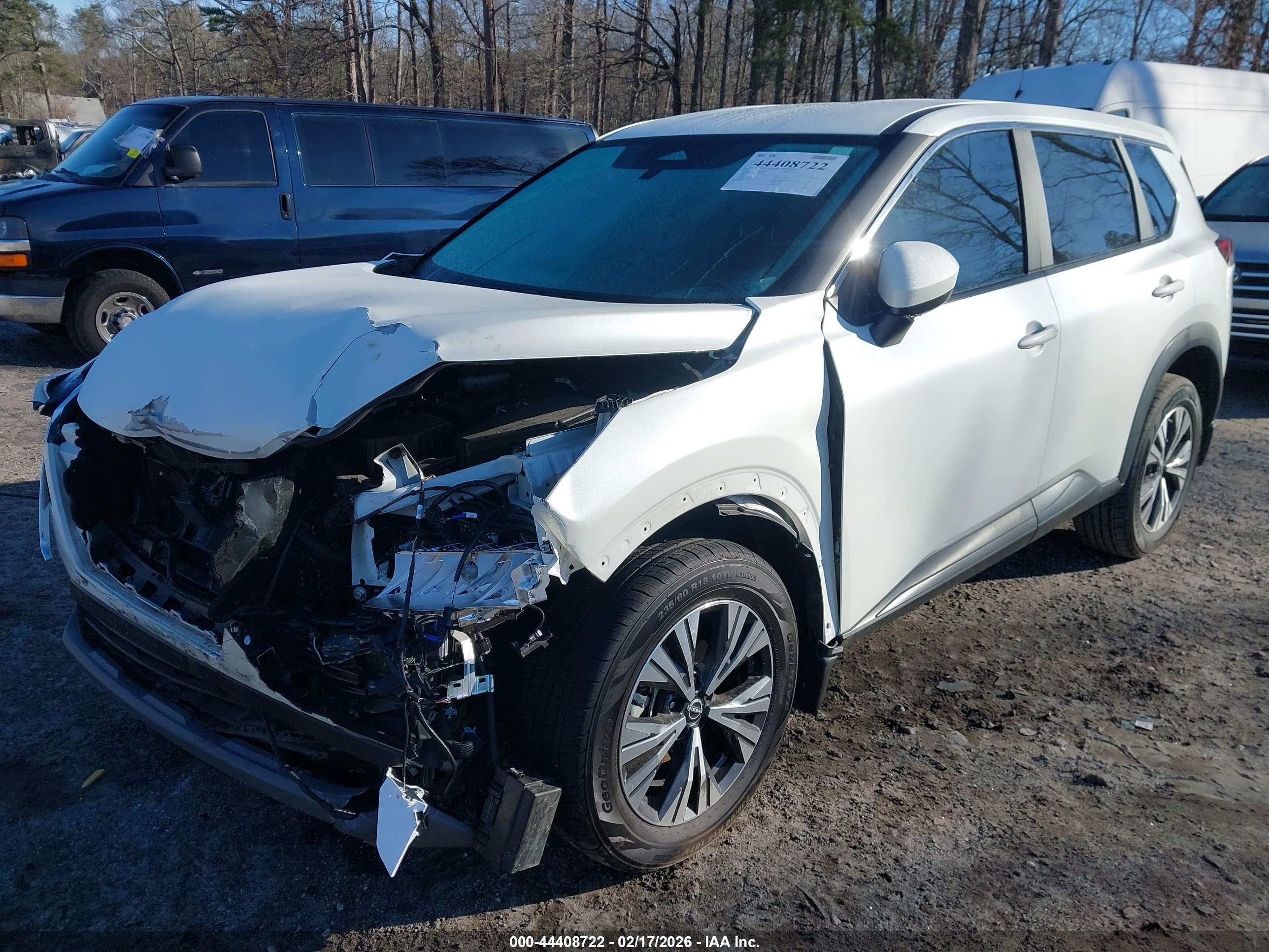 NISSAN ROGUE image 6