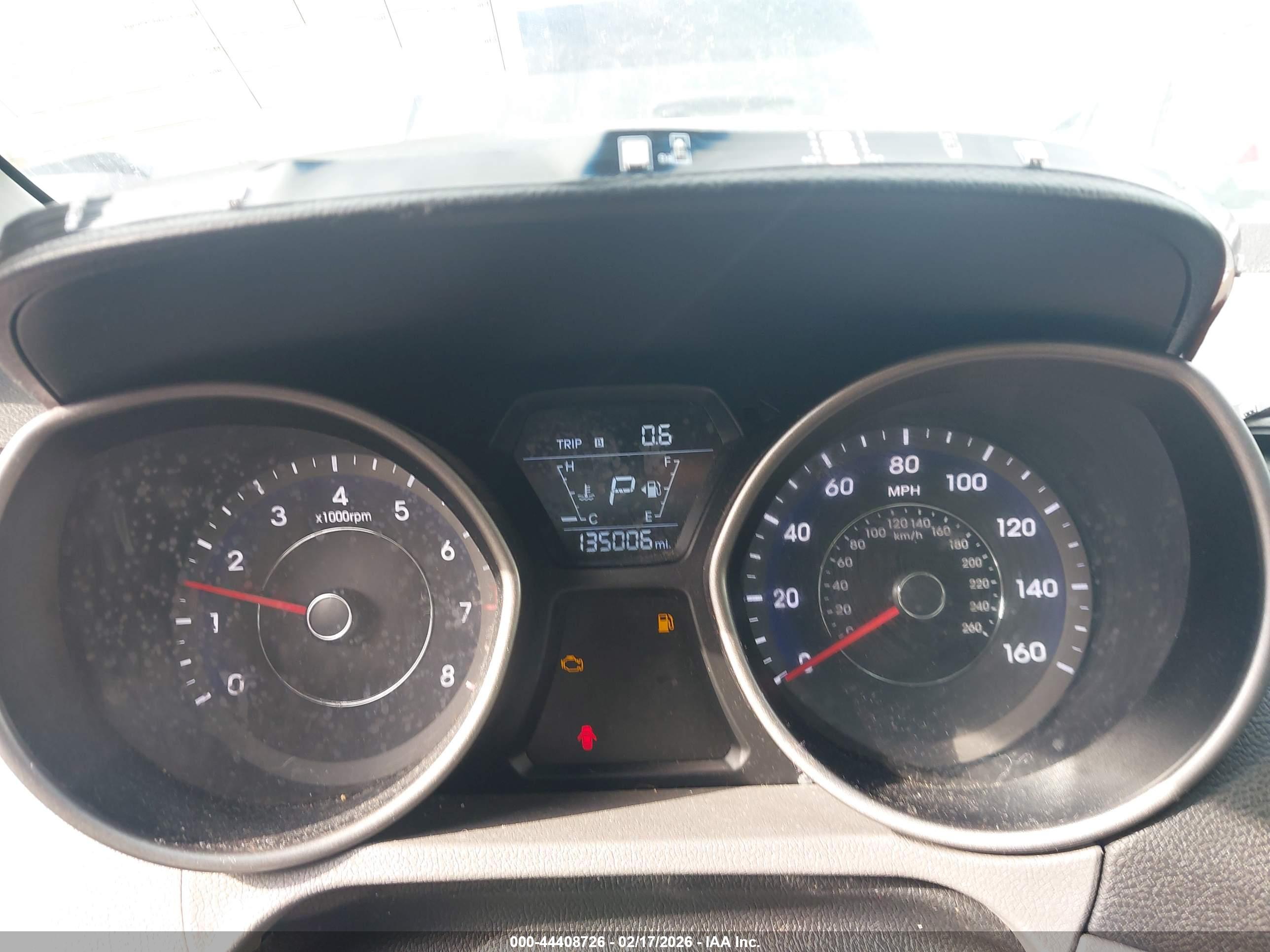 HYUNDAI ELANTRA image 7