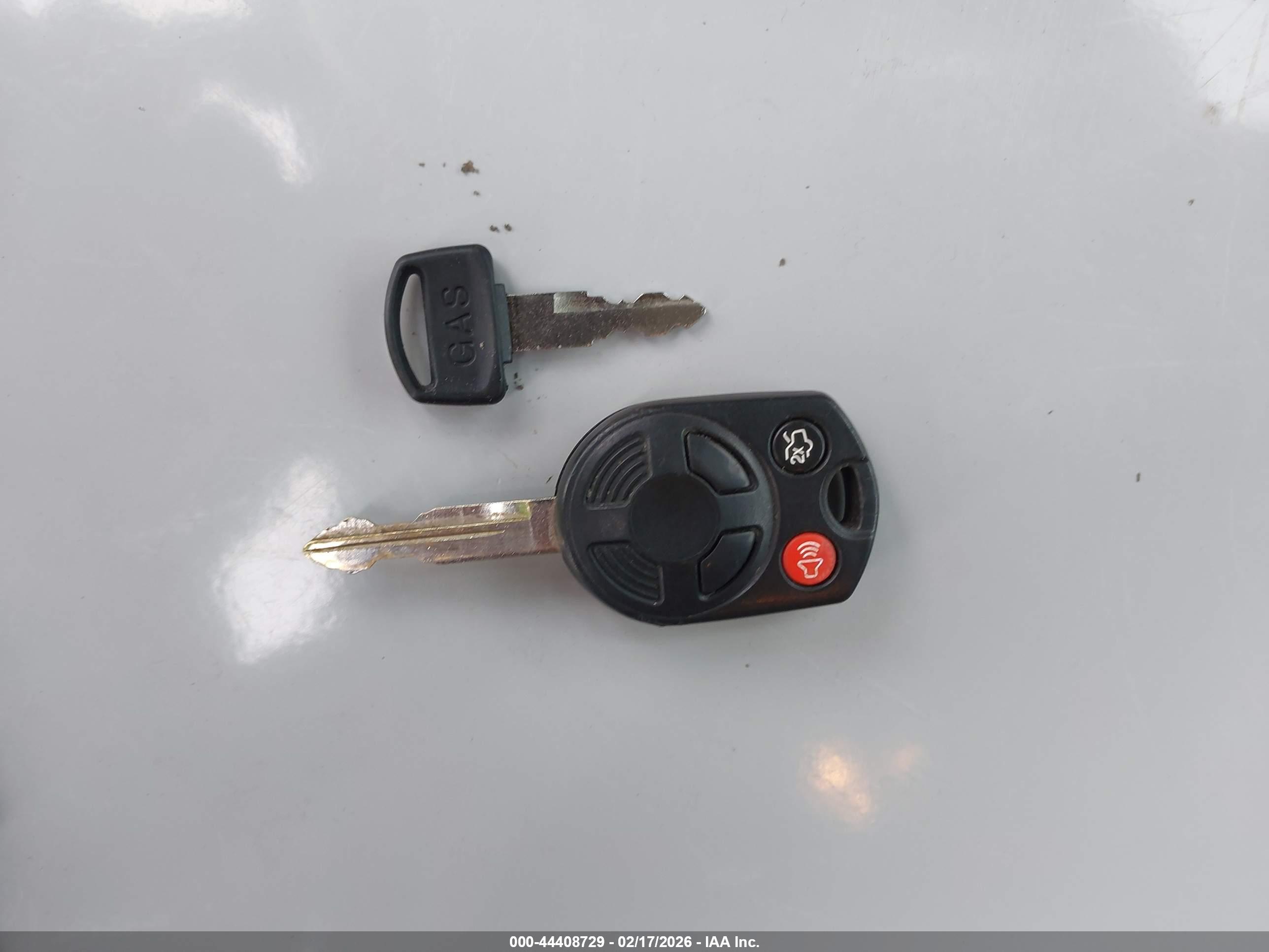 FORD ESCAPE image 11