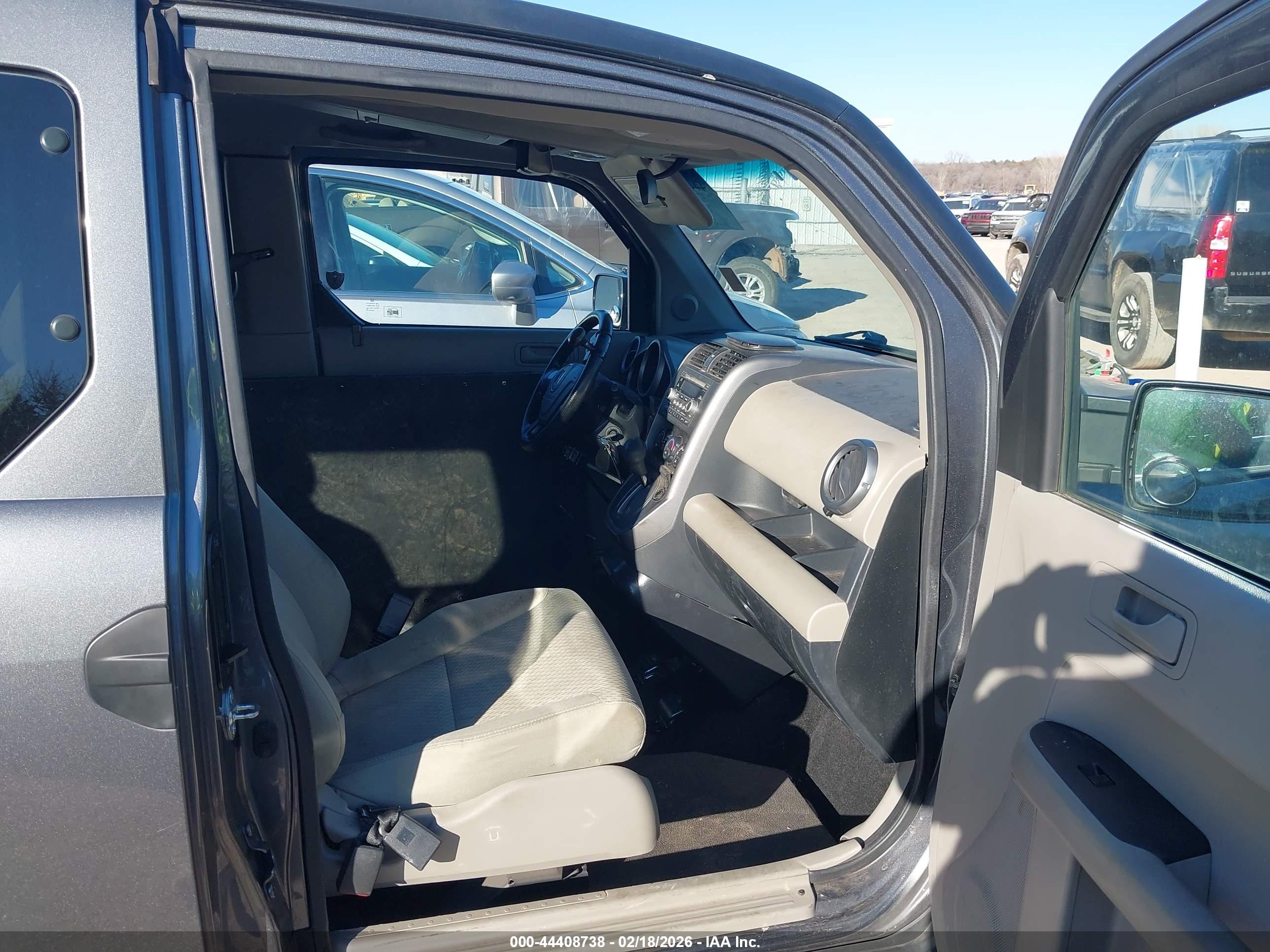 HONDA ELEMENT image 5
