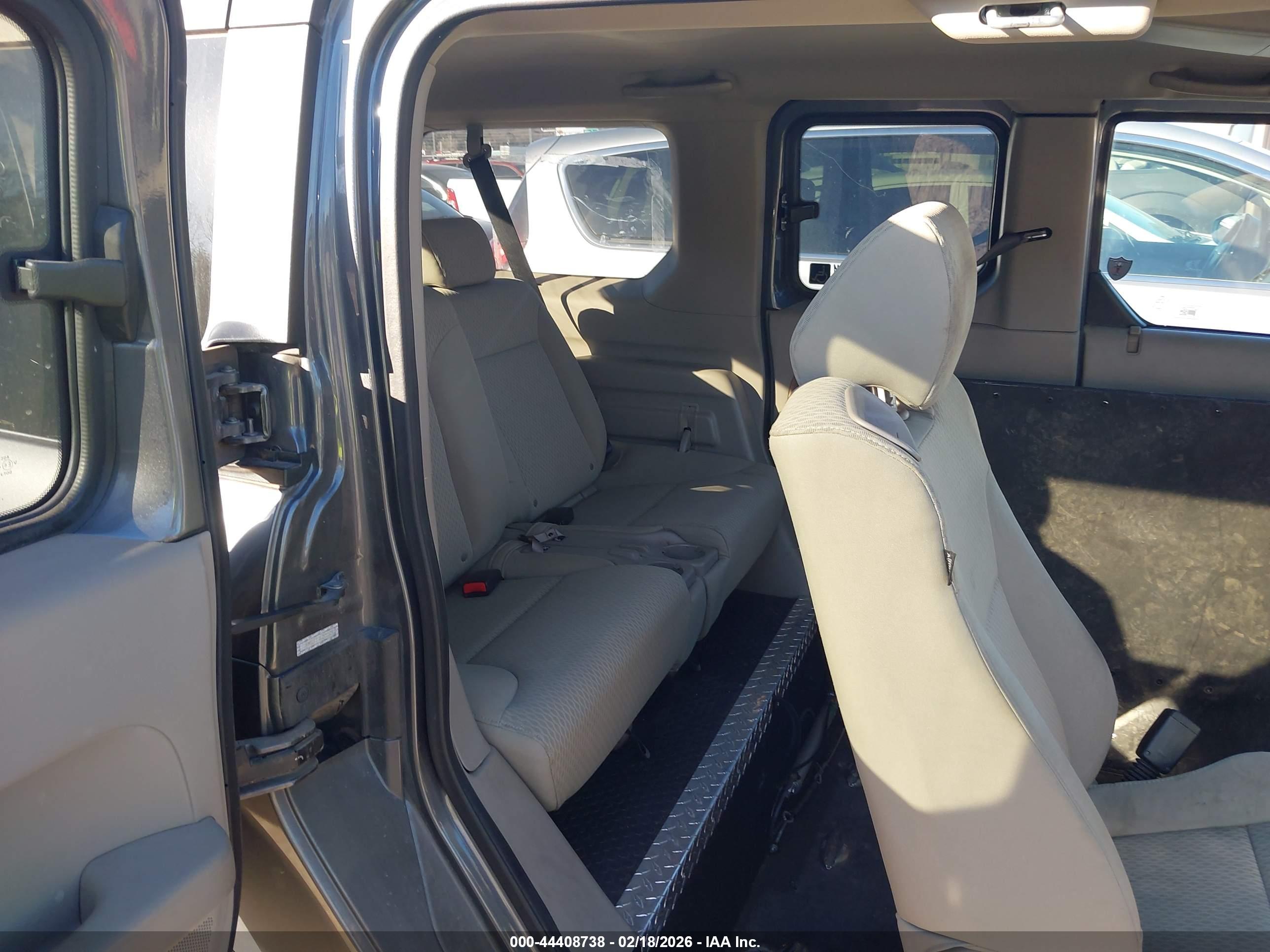 HONDA ELEMENT image 8