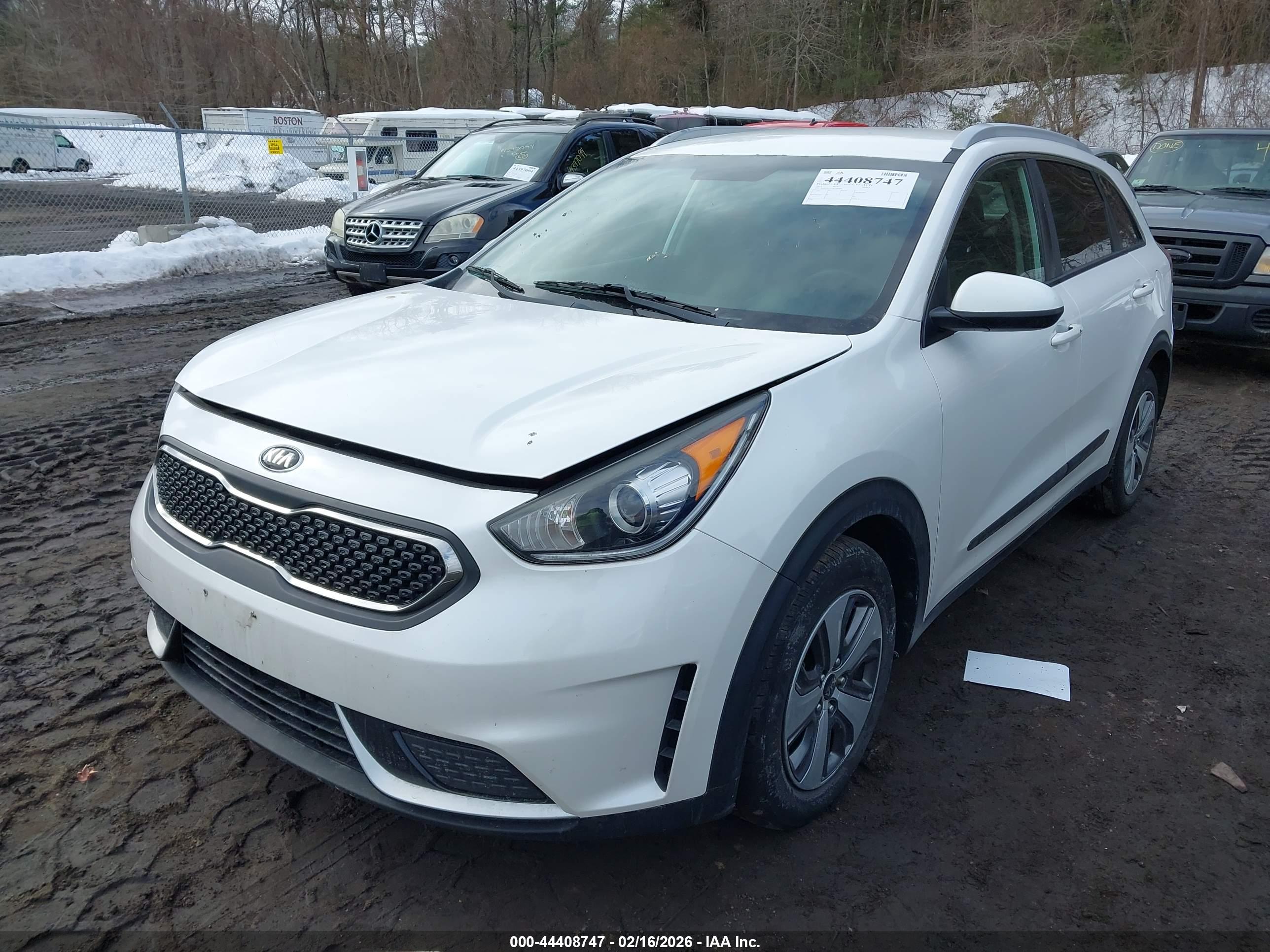 KIA NIRO image 2