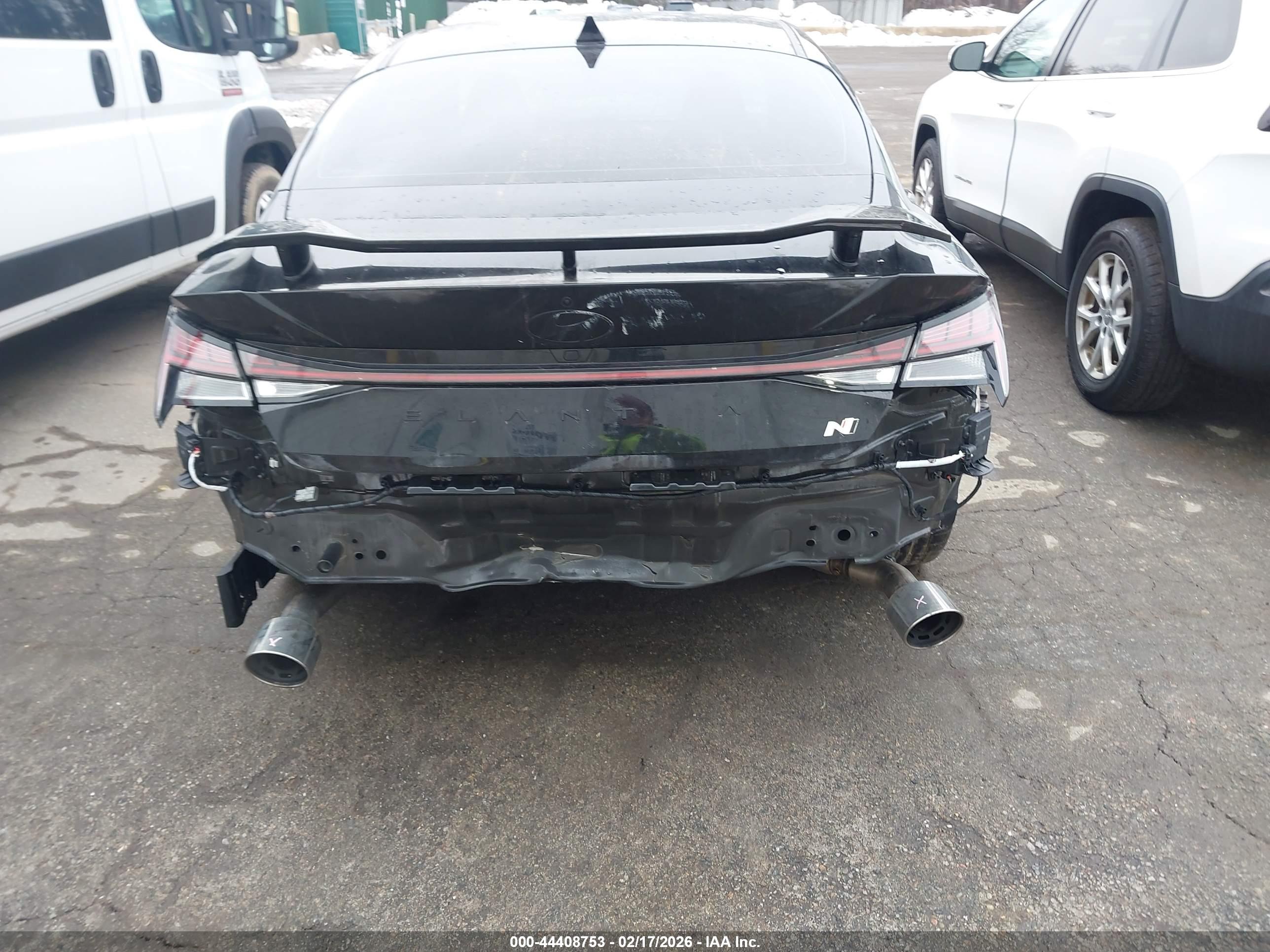HYUNDAI ELANTRA image 6