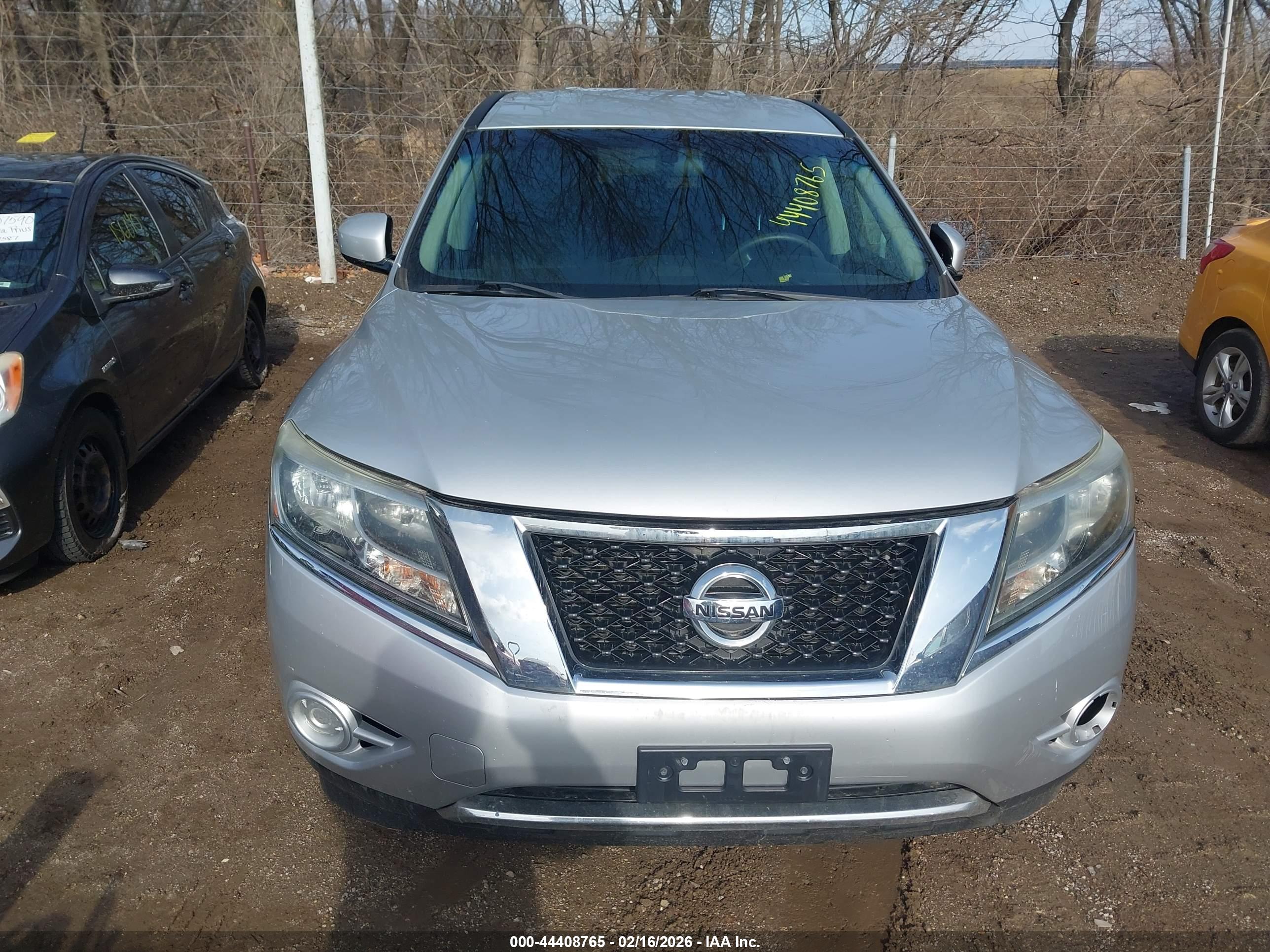 NISSAN PATHFINDER image 6