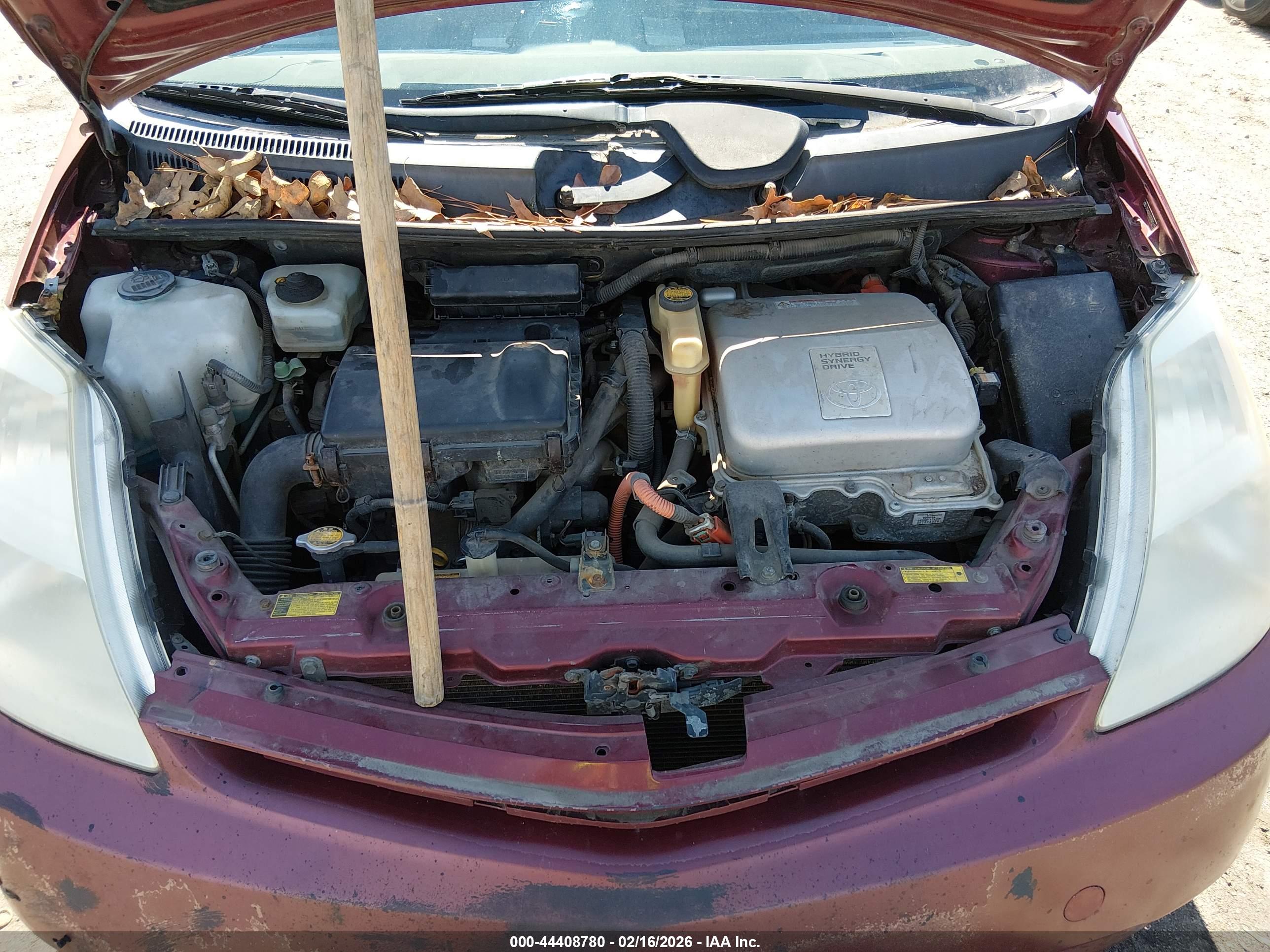 TOYOTA PRIUS image 10