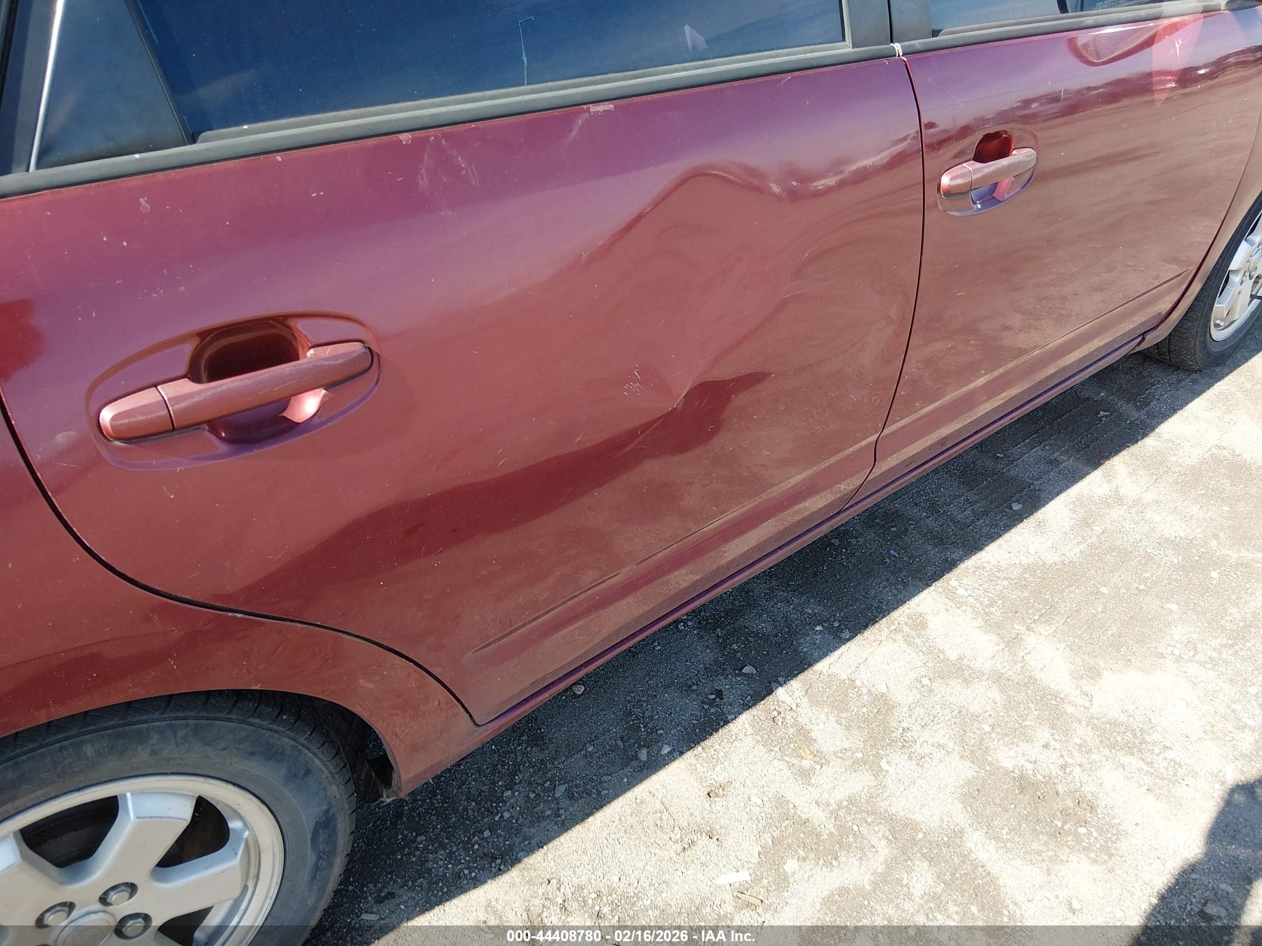 TOYOTA PRIUS image 6