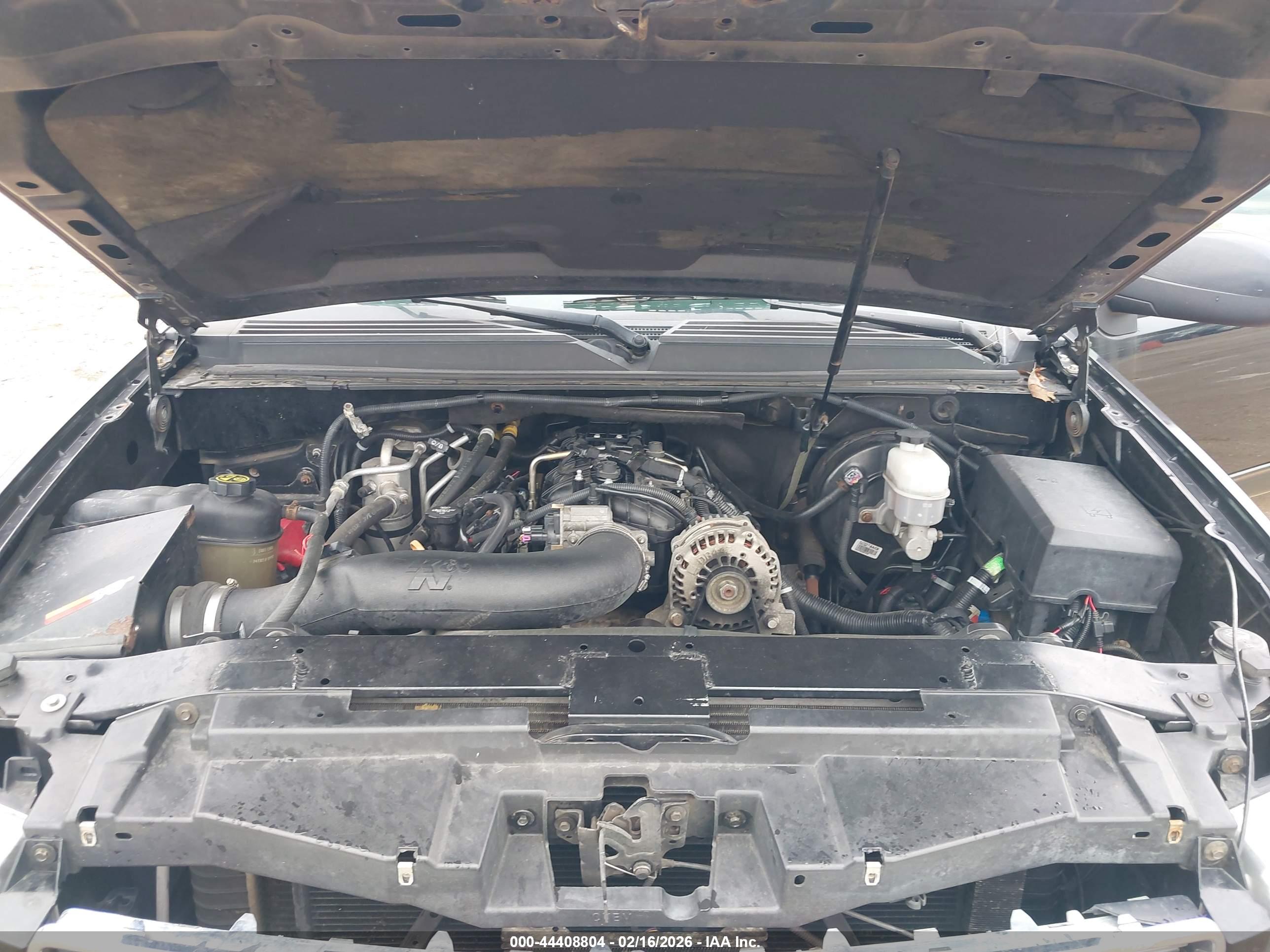 CHEVROLET TAHOE image 10