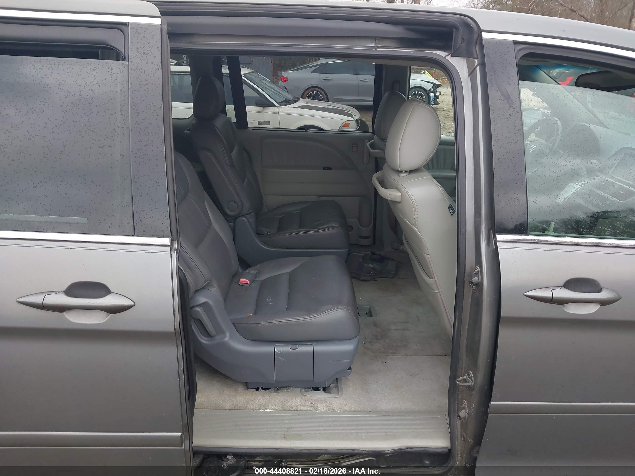 HONDA ODYSSEY image 8