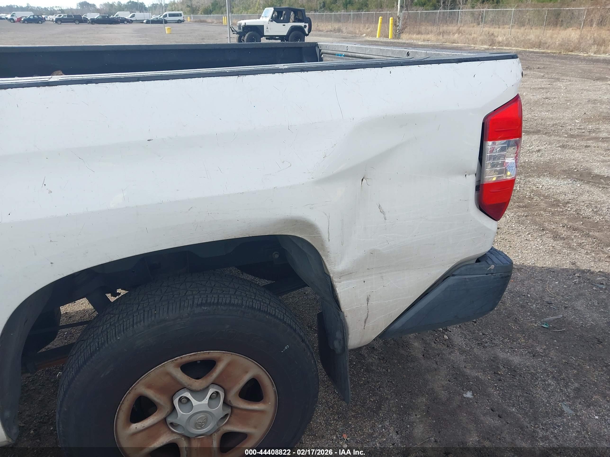TOYOTA TUNDRA image 6