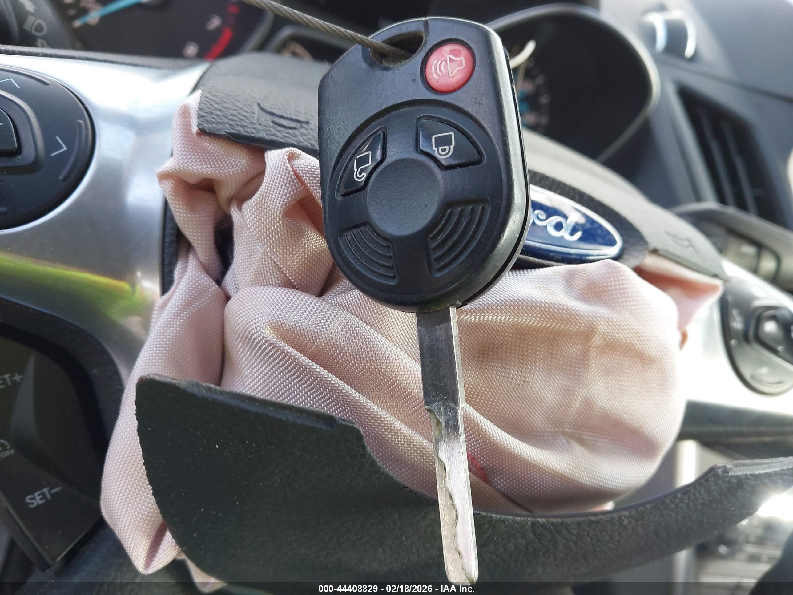 FORD ESCAPE image 11