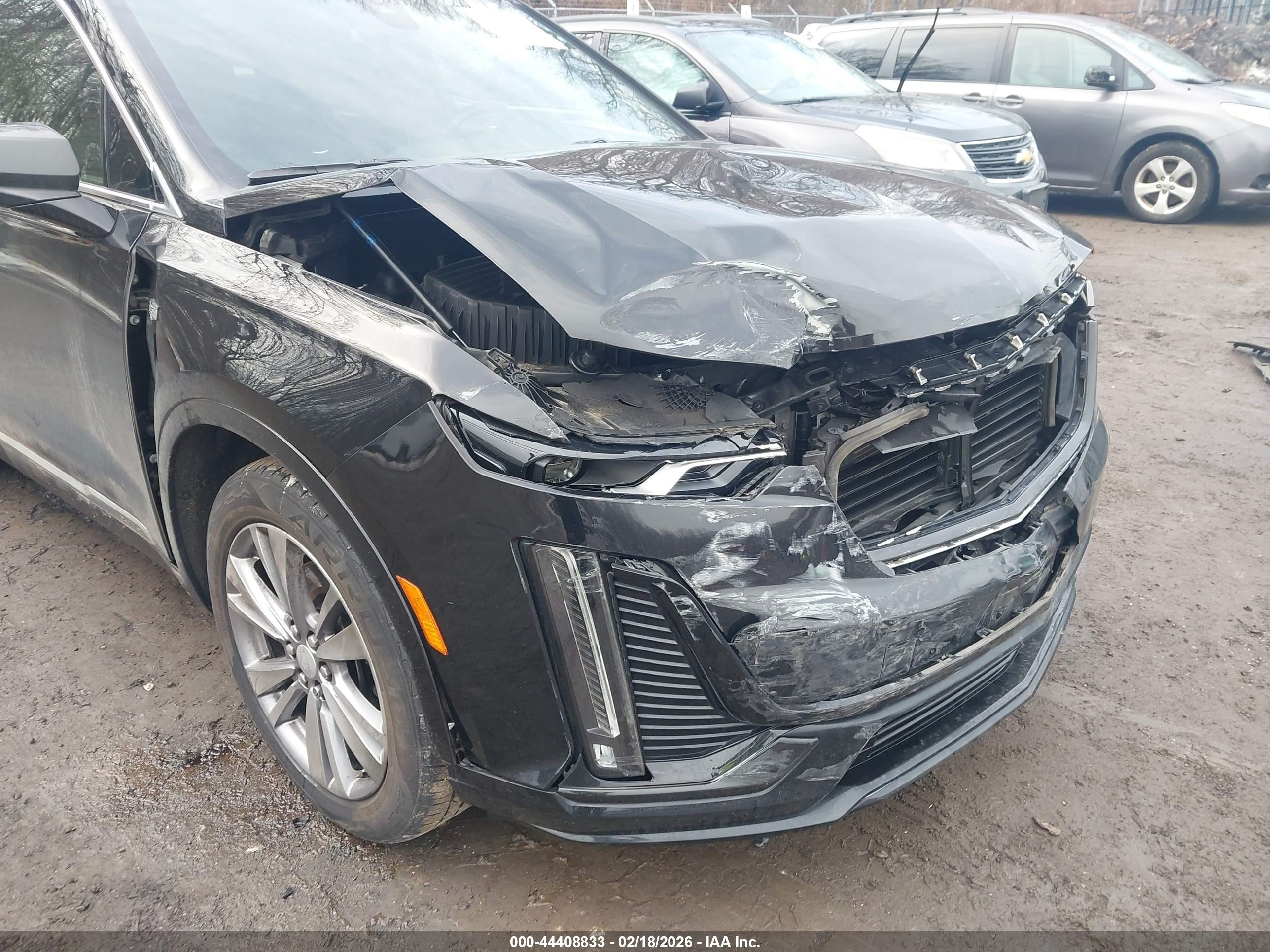 CADILLAC XT6 image 6
