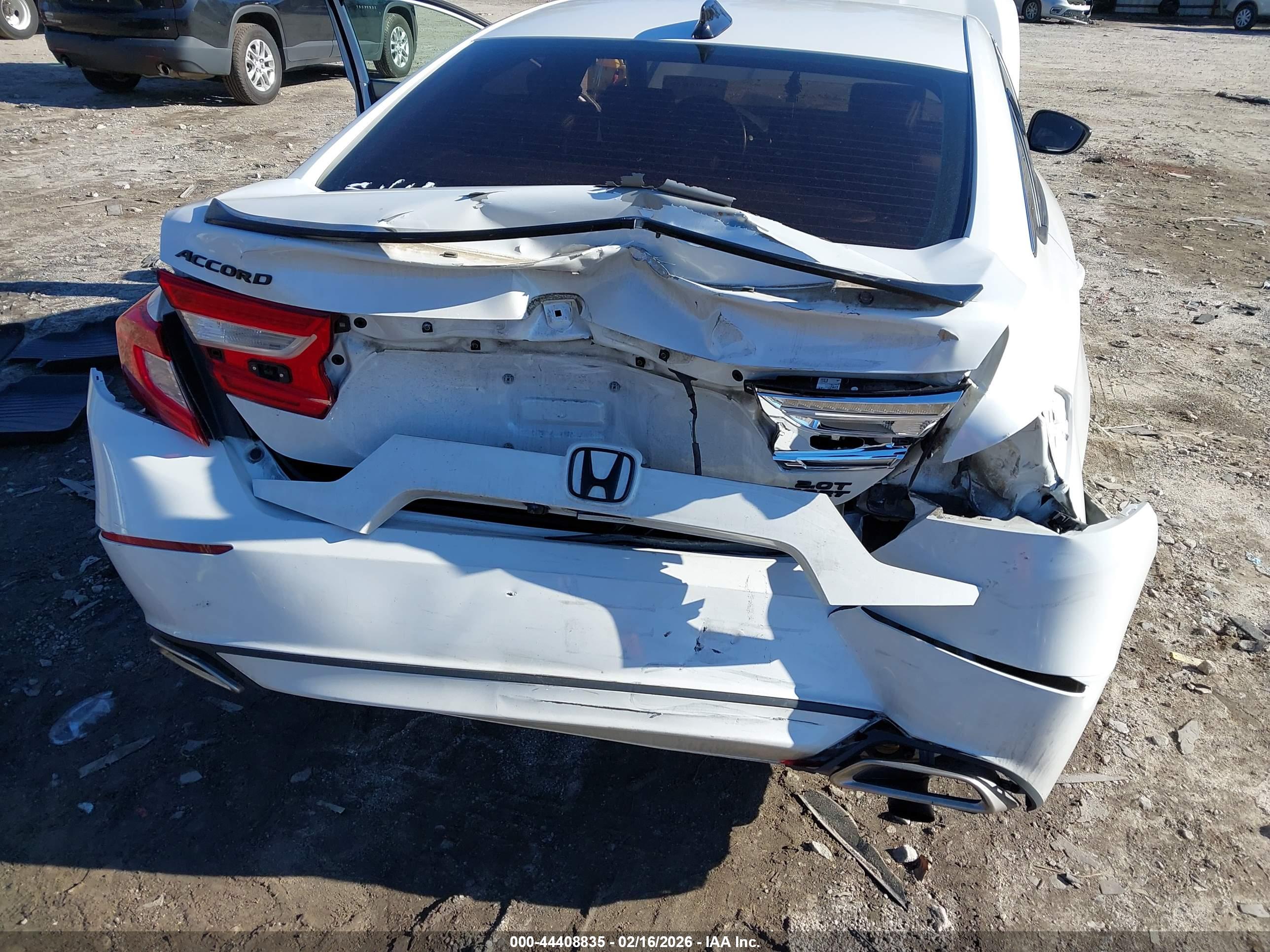 HONDA ACCORD image 6