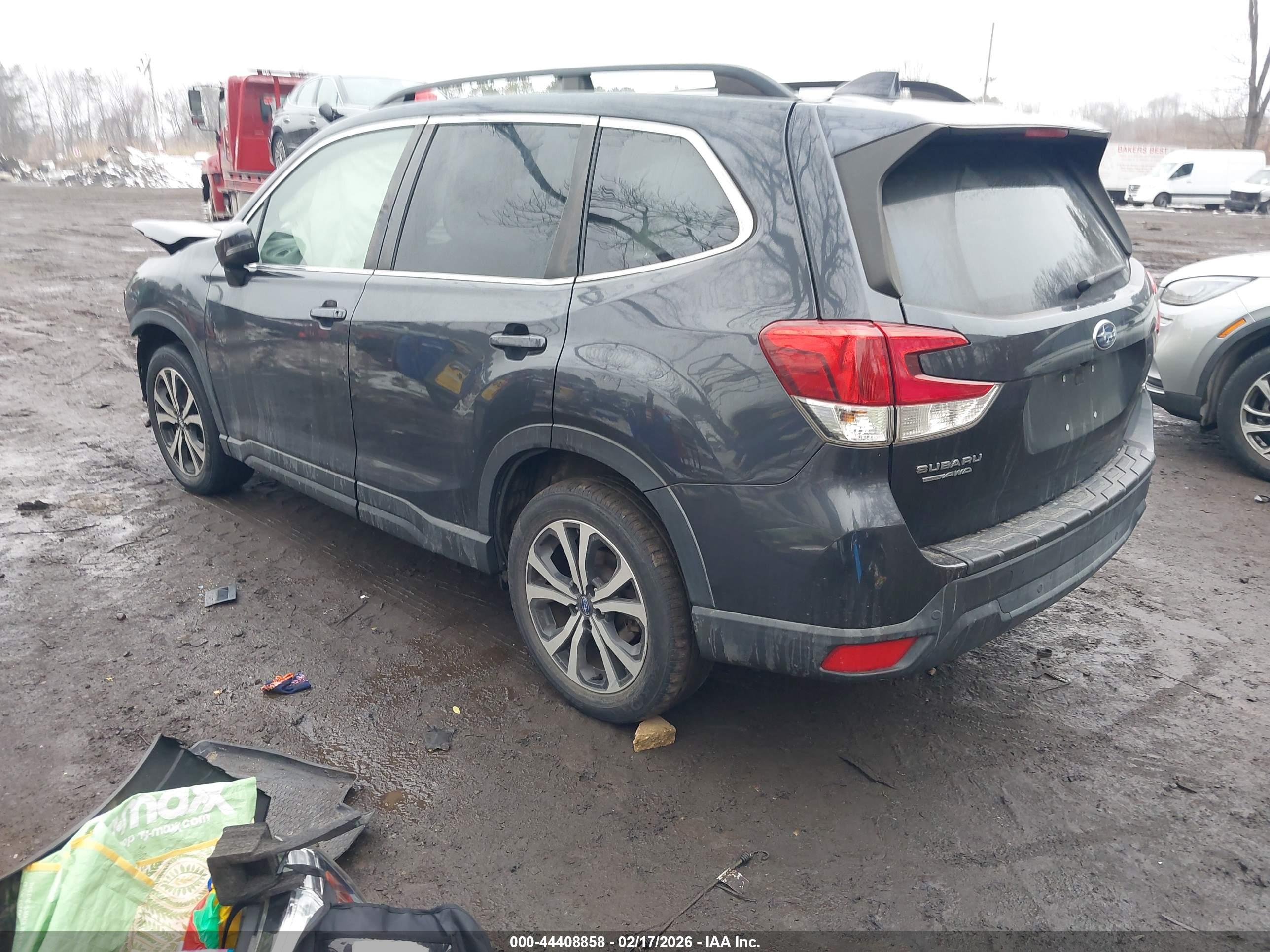 SUBARU FORESTER image 3