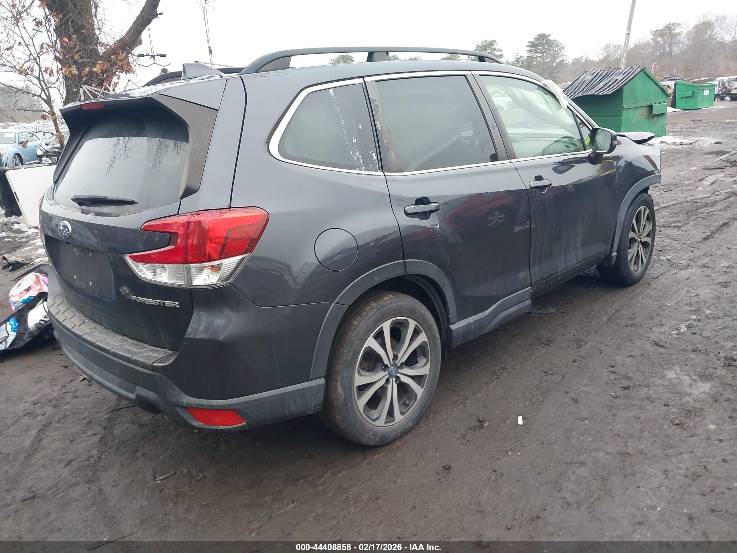 SUBARU FORESTER image 4