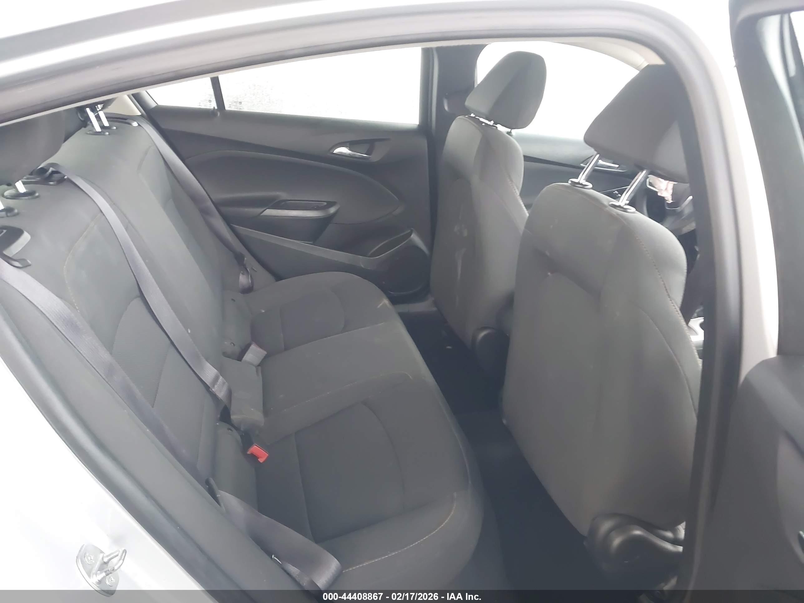 CHEVROLET CRUZE image 8
