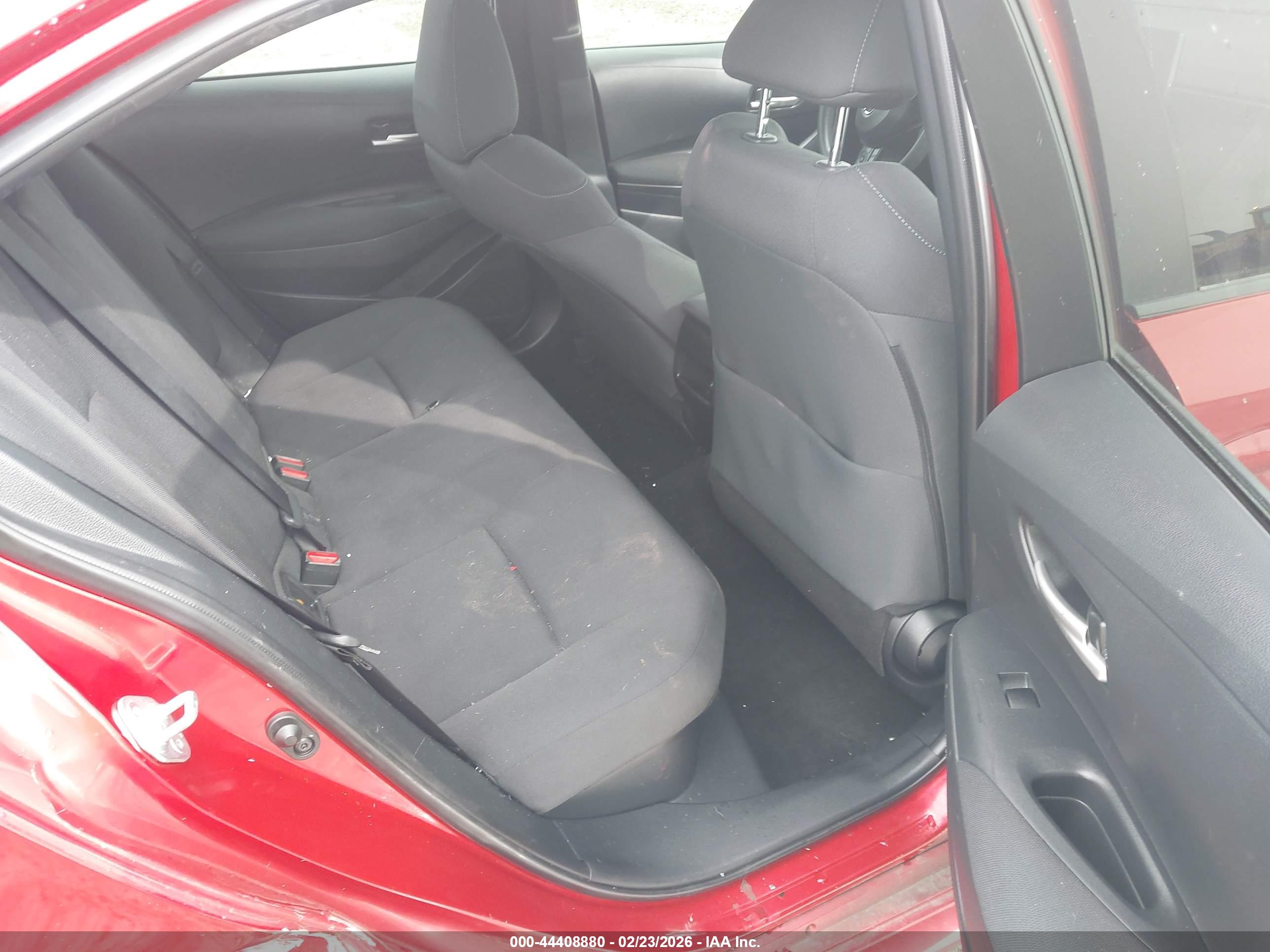 TOYOTA COROLLA image 8