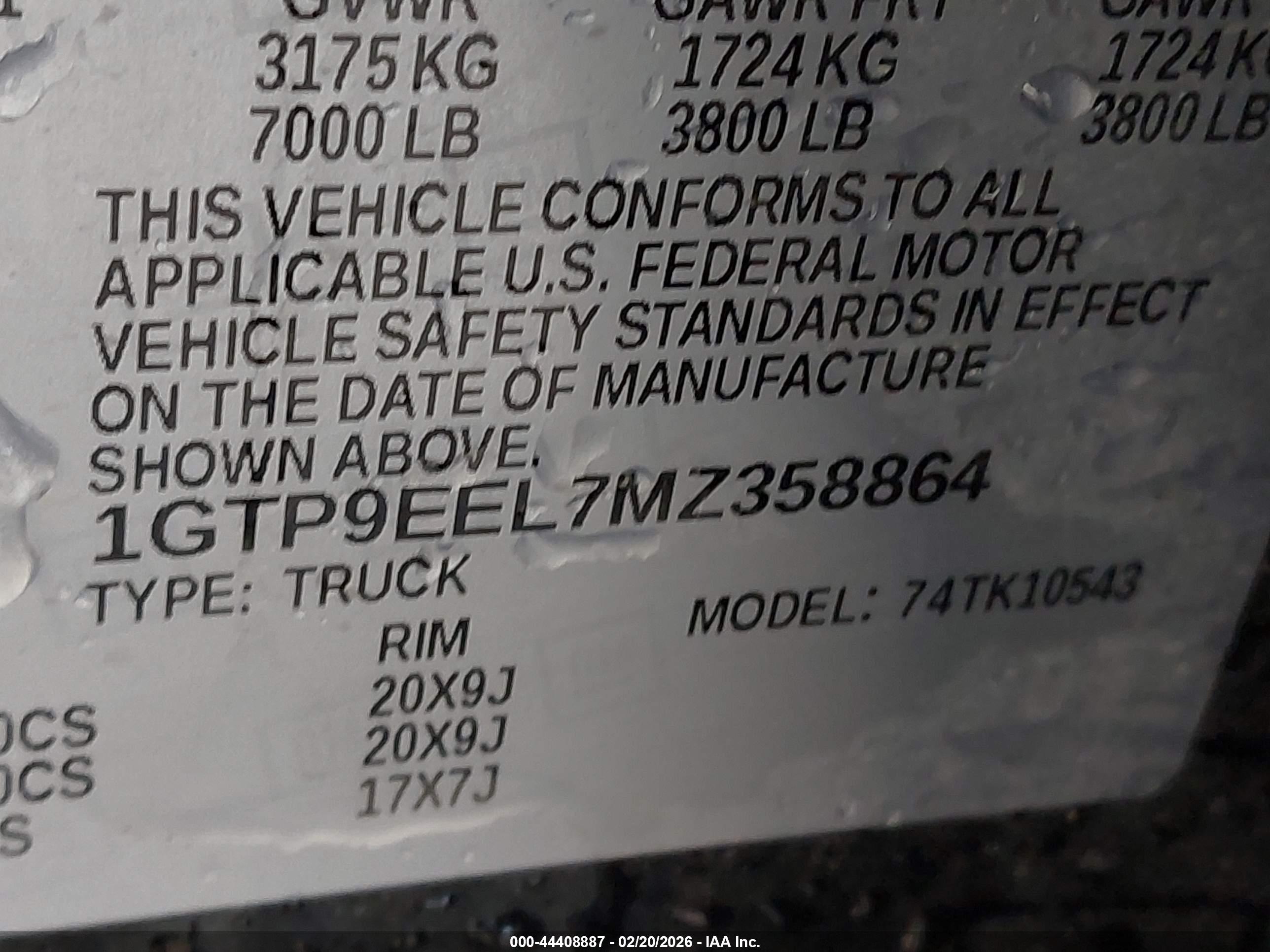 GMC SIERRA image 9