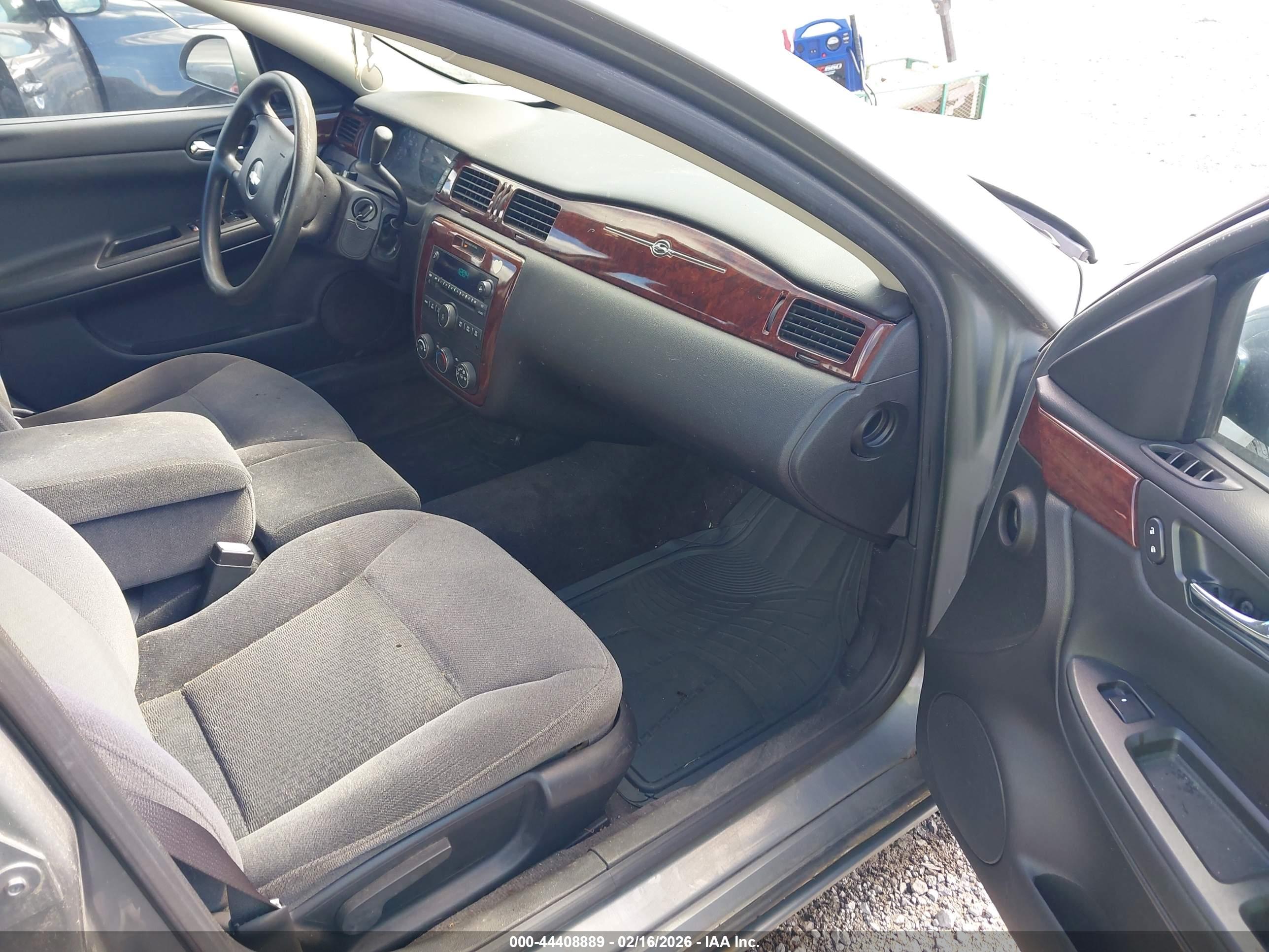 CHEVROLET IMPALA image 5