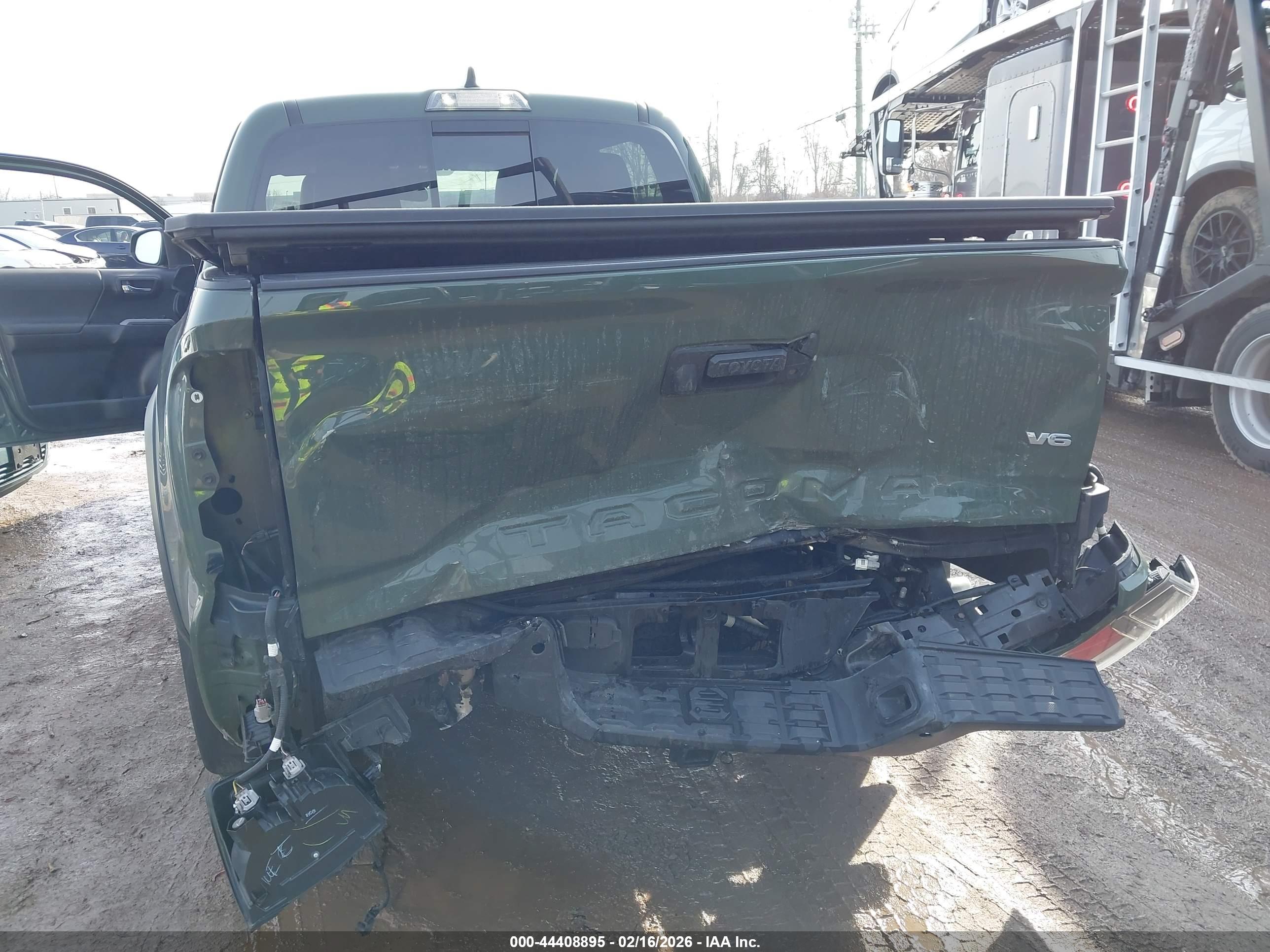 TOYOTA TACOMA image 6