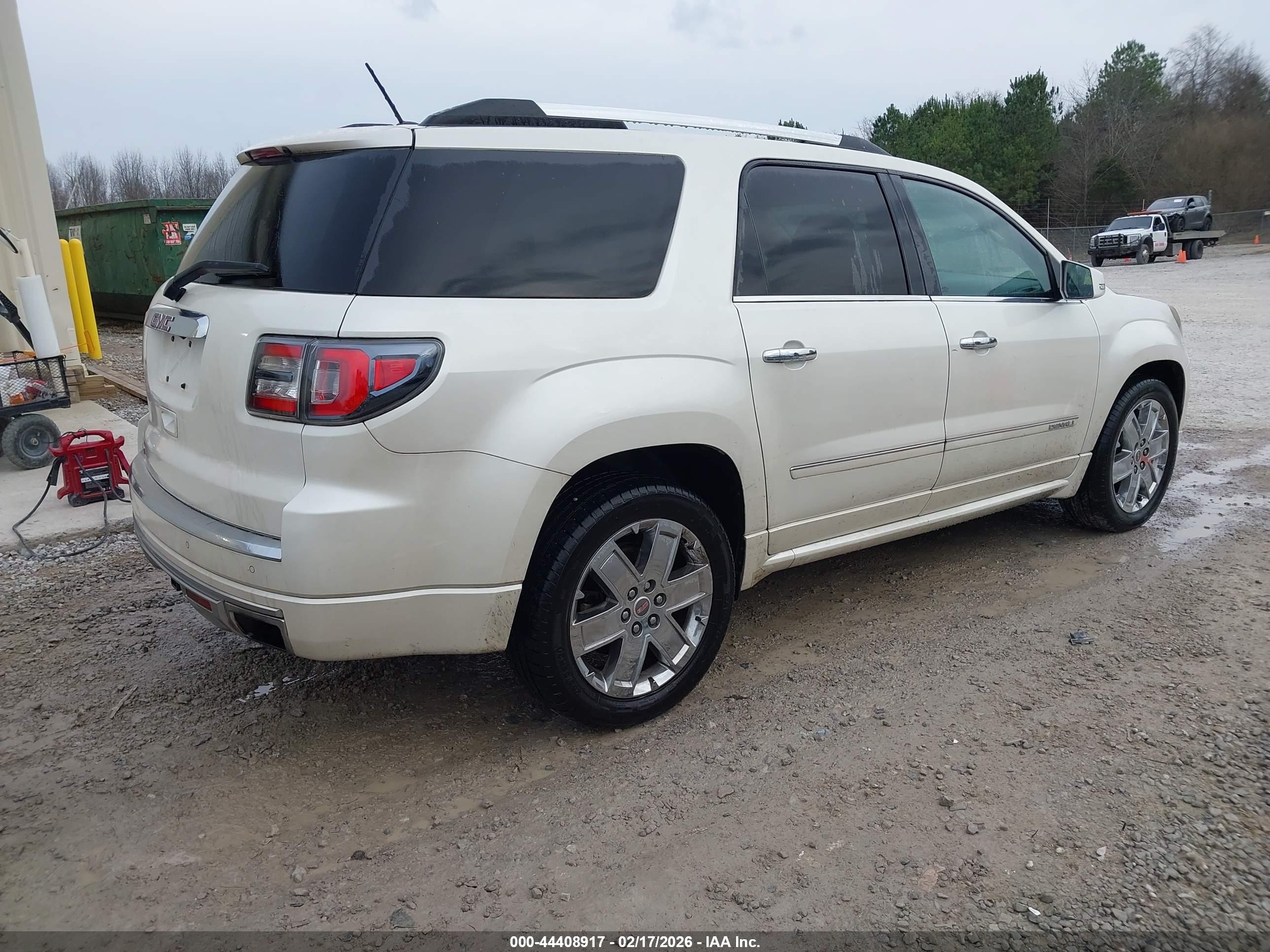 GMC ACADIA image 4