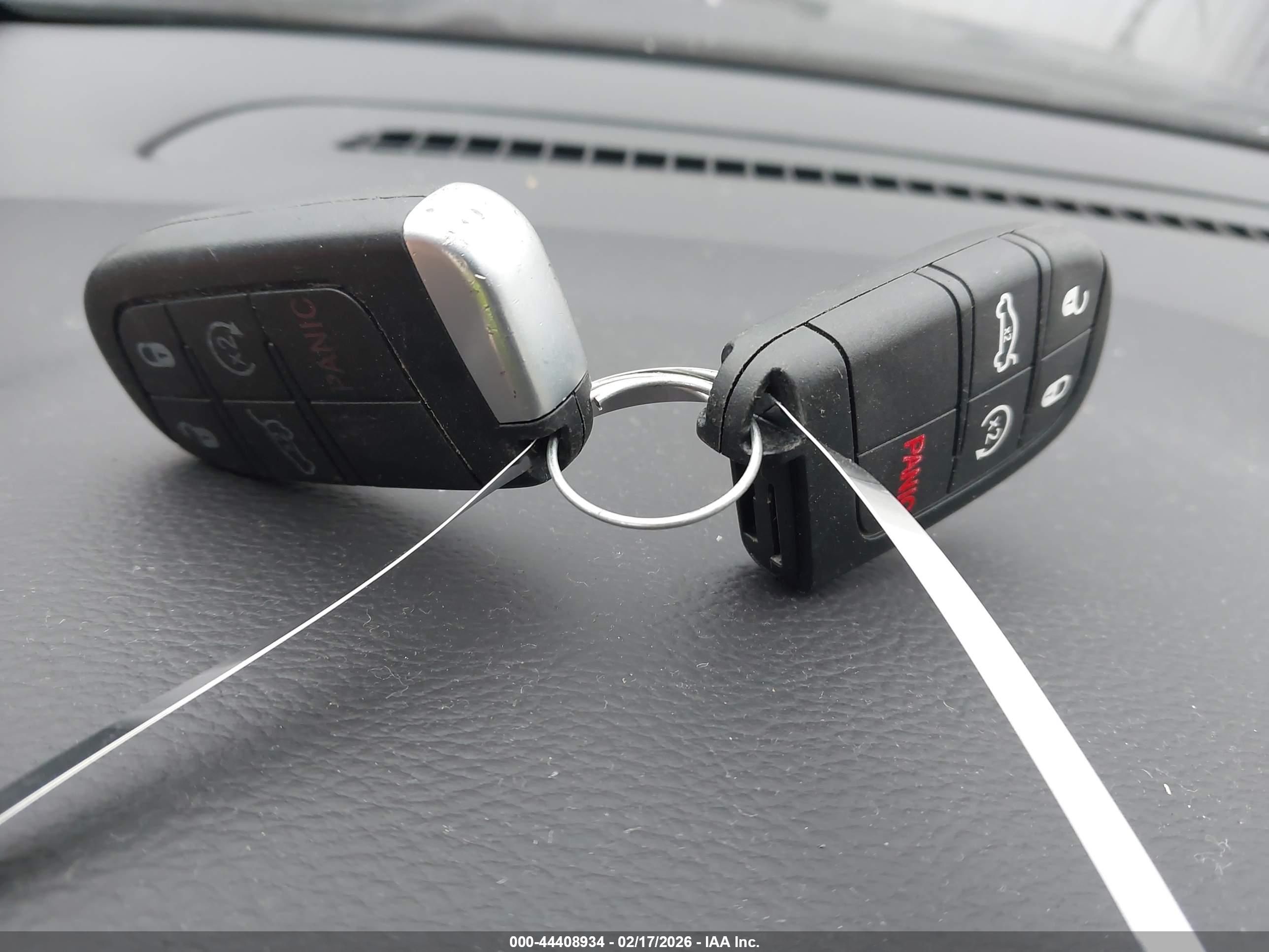 JEEP GRAND image 11