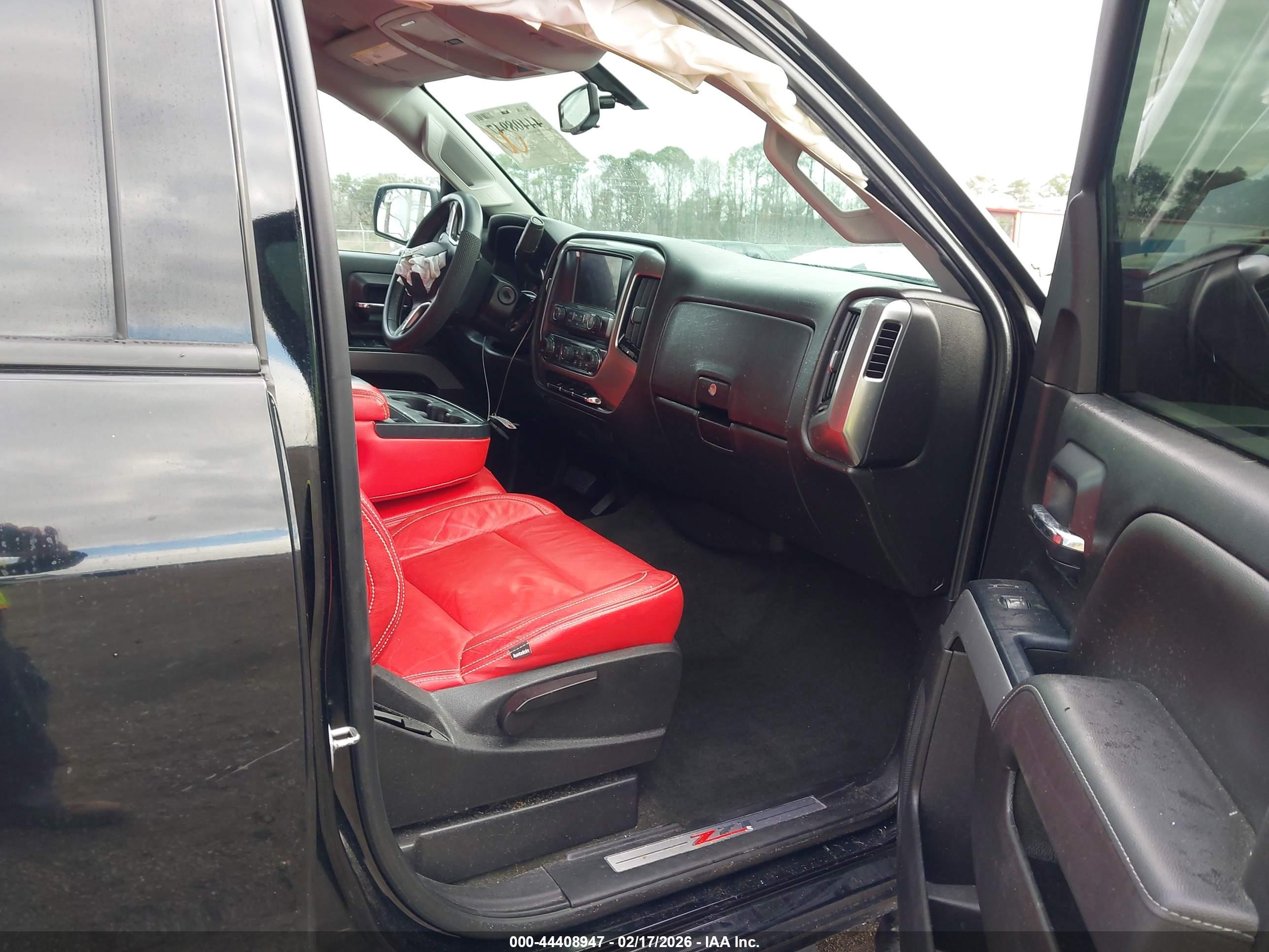 CHEVROLET SILVERADO image 5