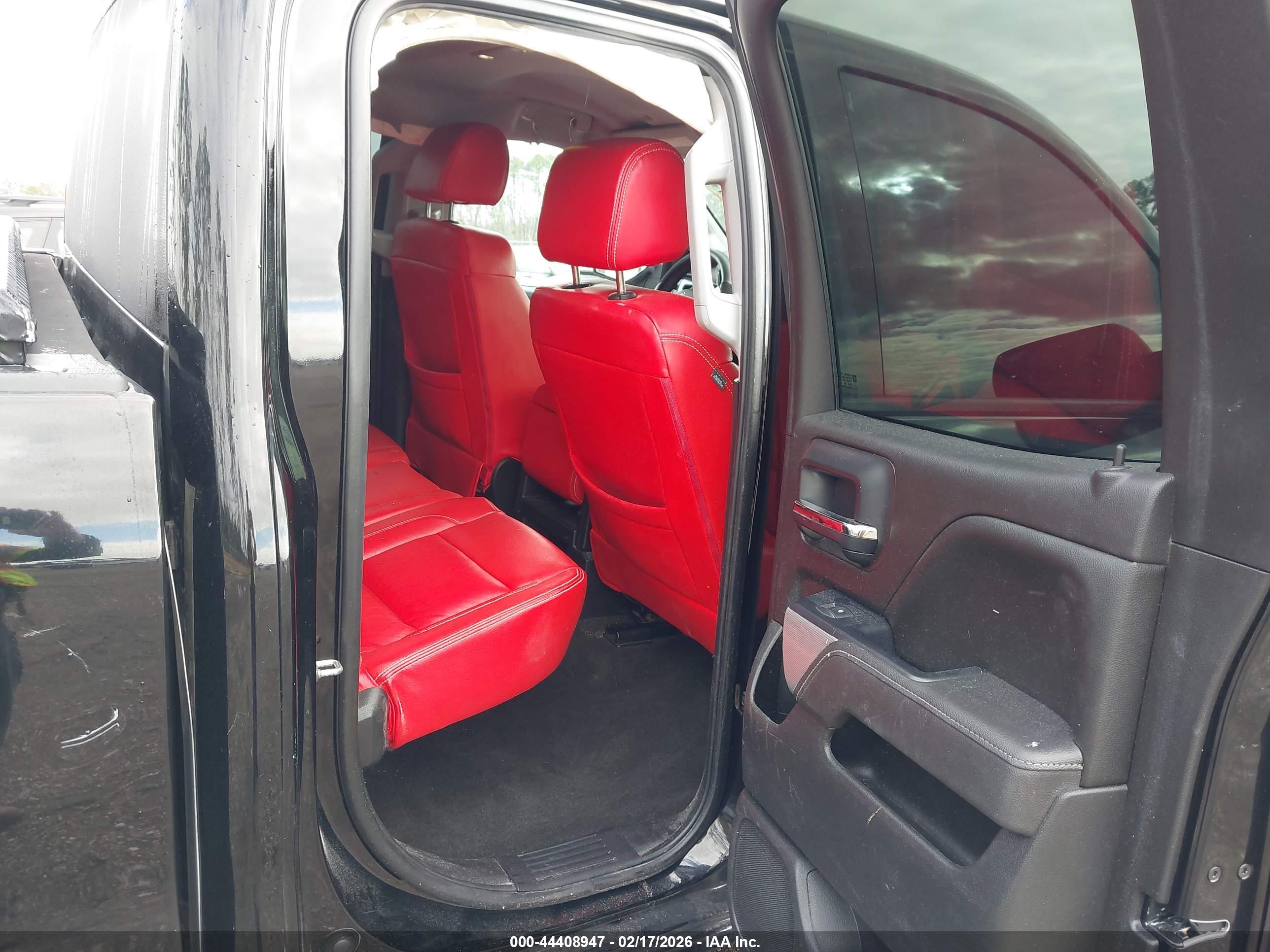 CHEVROLET SILVERADO image 8