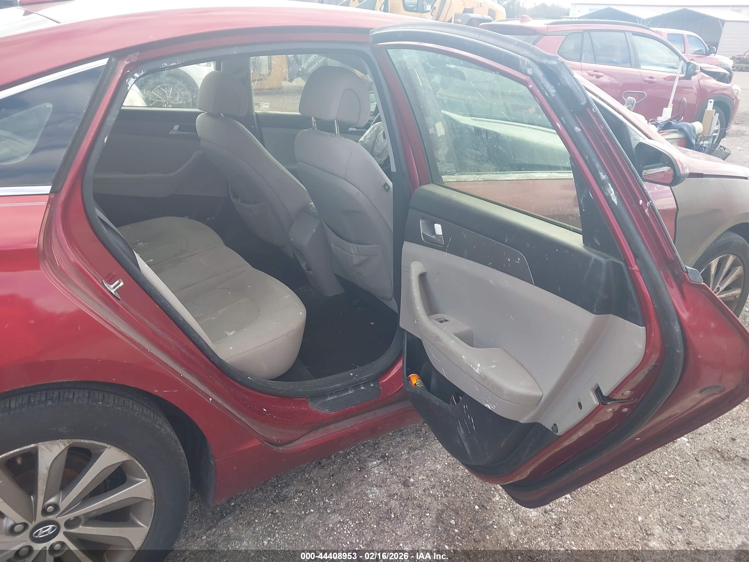 HYUNDAI SONATA image 8