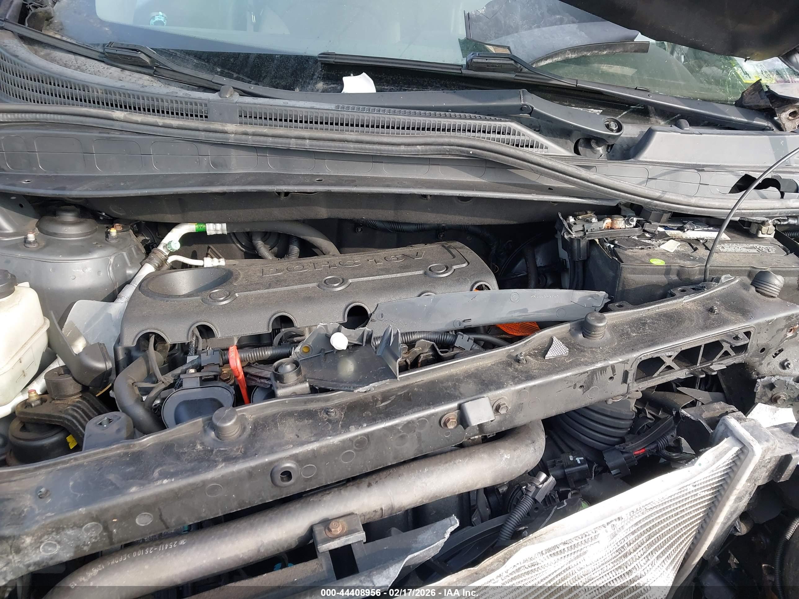 HYUNDAI TUCSON image 10