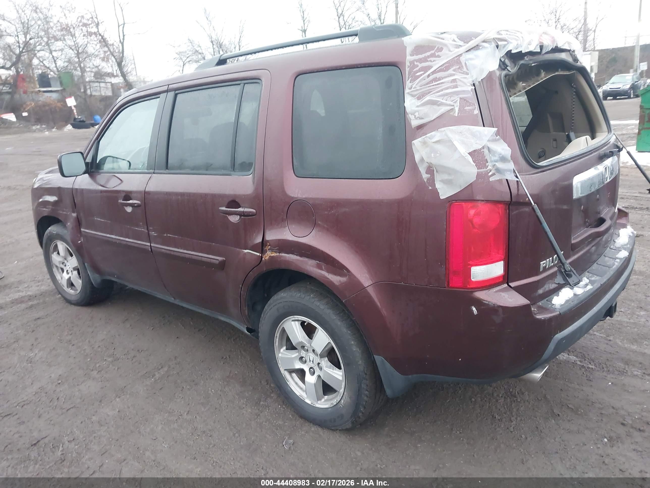 HONDA PILOT image 3