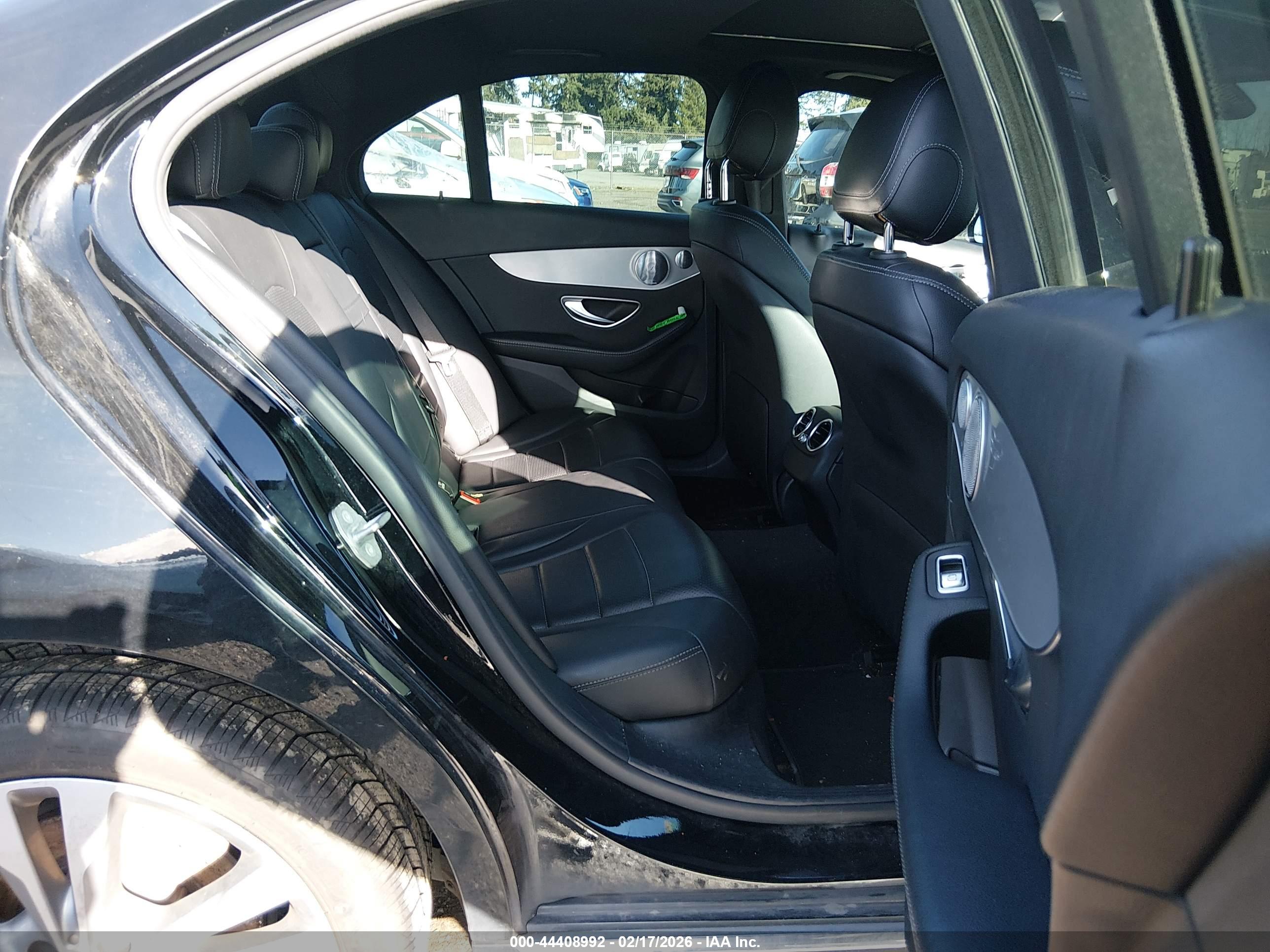 MERCEDES-BENZ C image 8