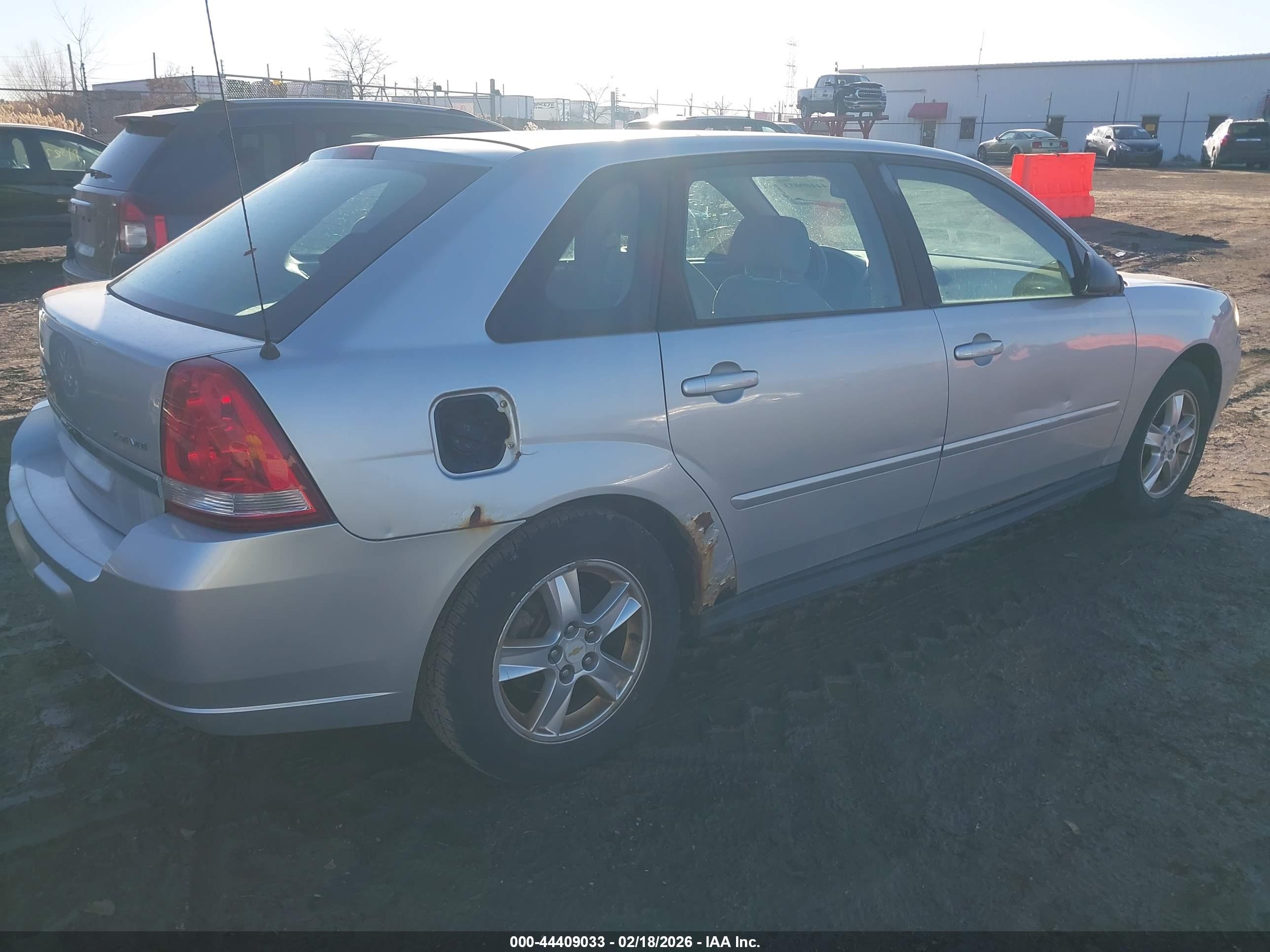 CHEVROLET MALIBU image 4