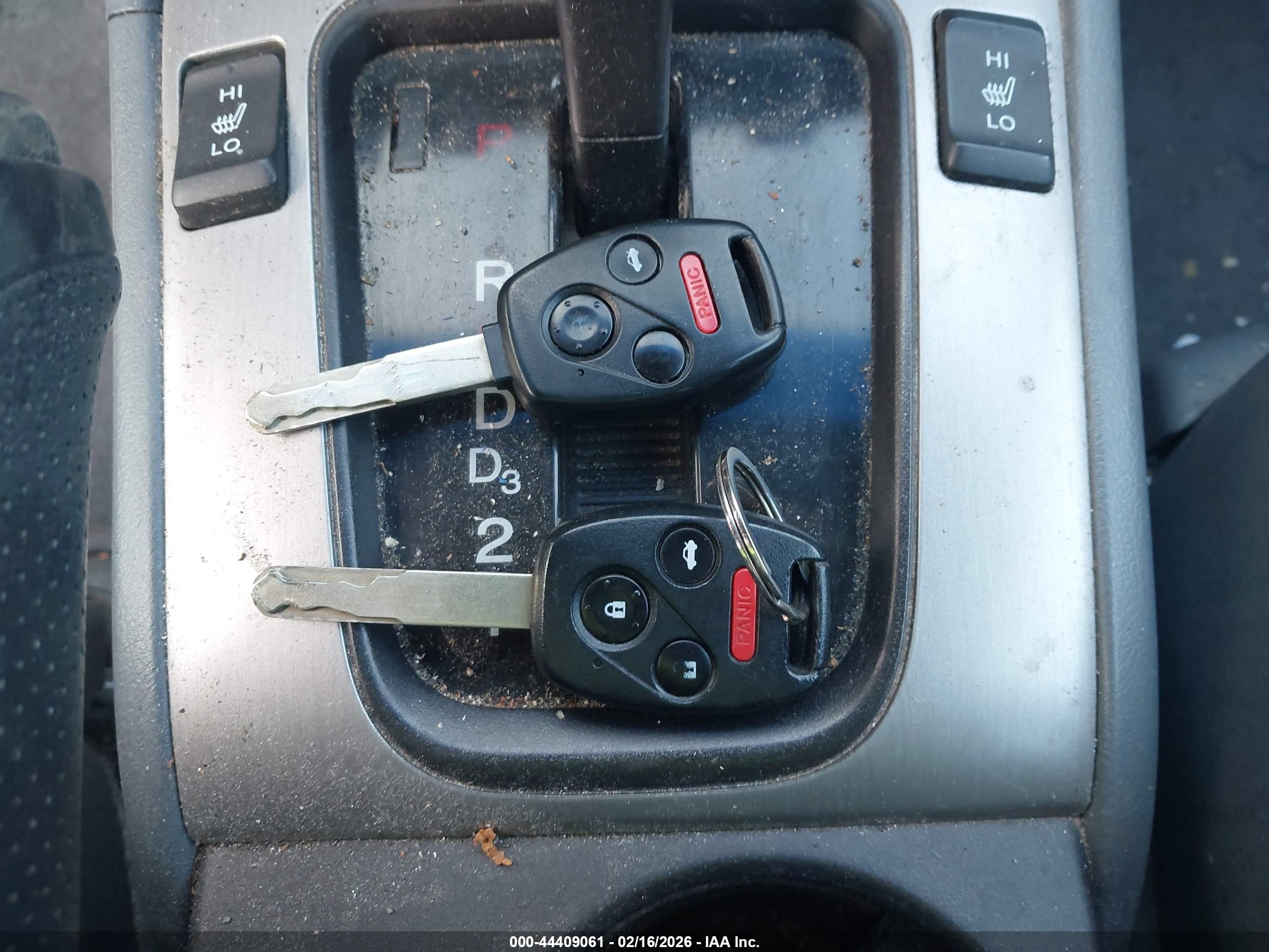 HONDA ACCORD image 11