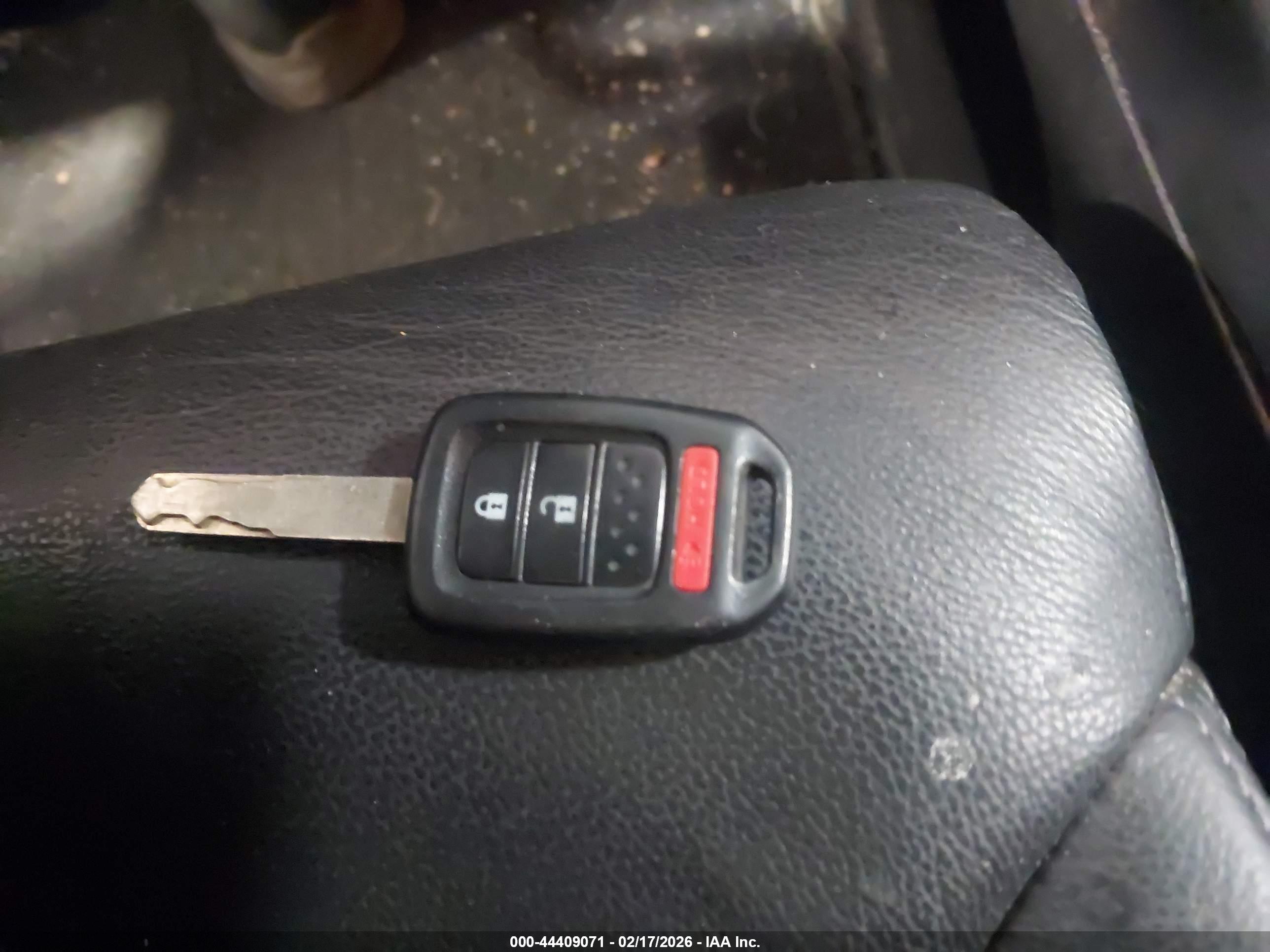 HONDA CR-V image 11